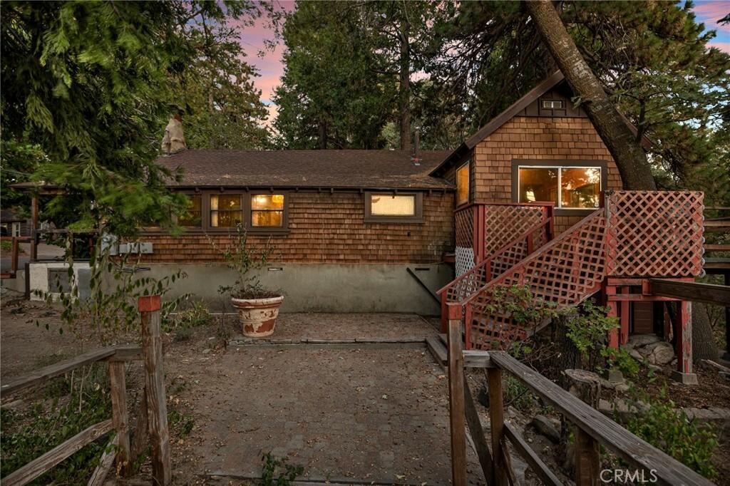 Property Photo:  25447 Hi Lane  CA 92391 