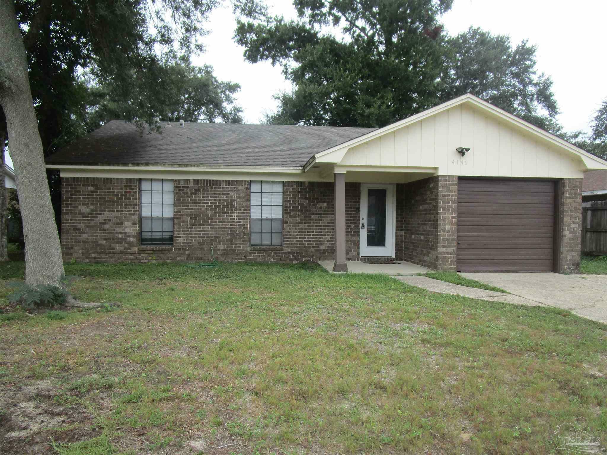 Property Photo:  4145 Elmcrest Dr  FL 32504 