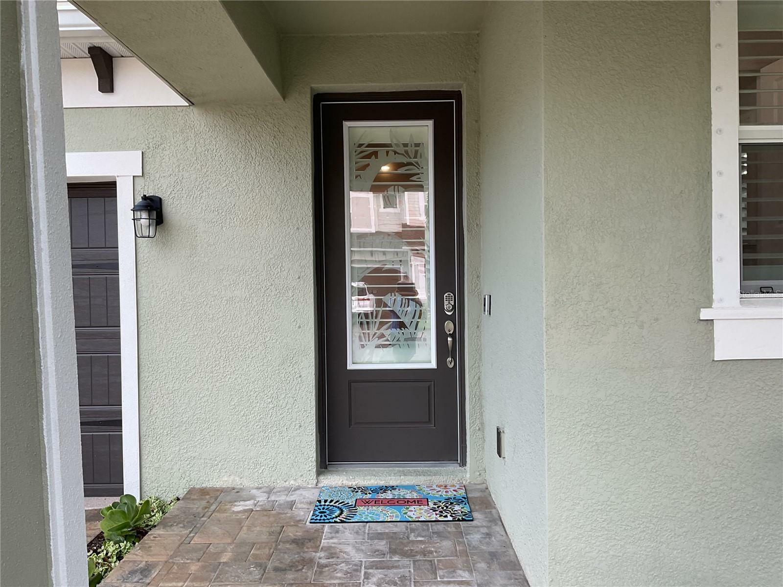 Property Photo:  586 Ozona Village Drive  FL 34683 