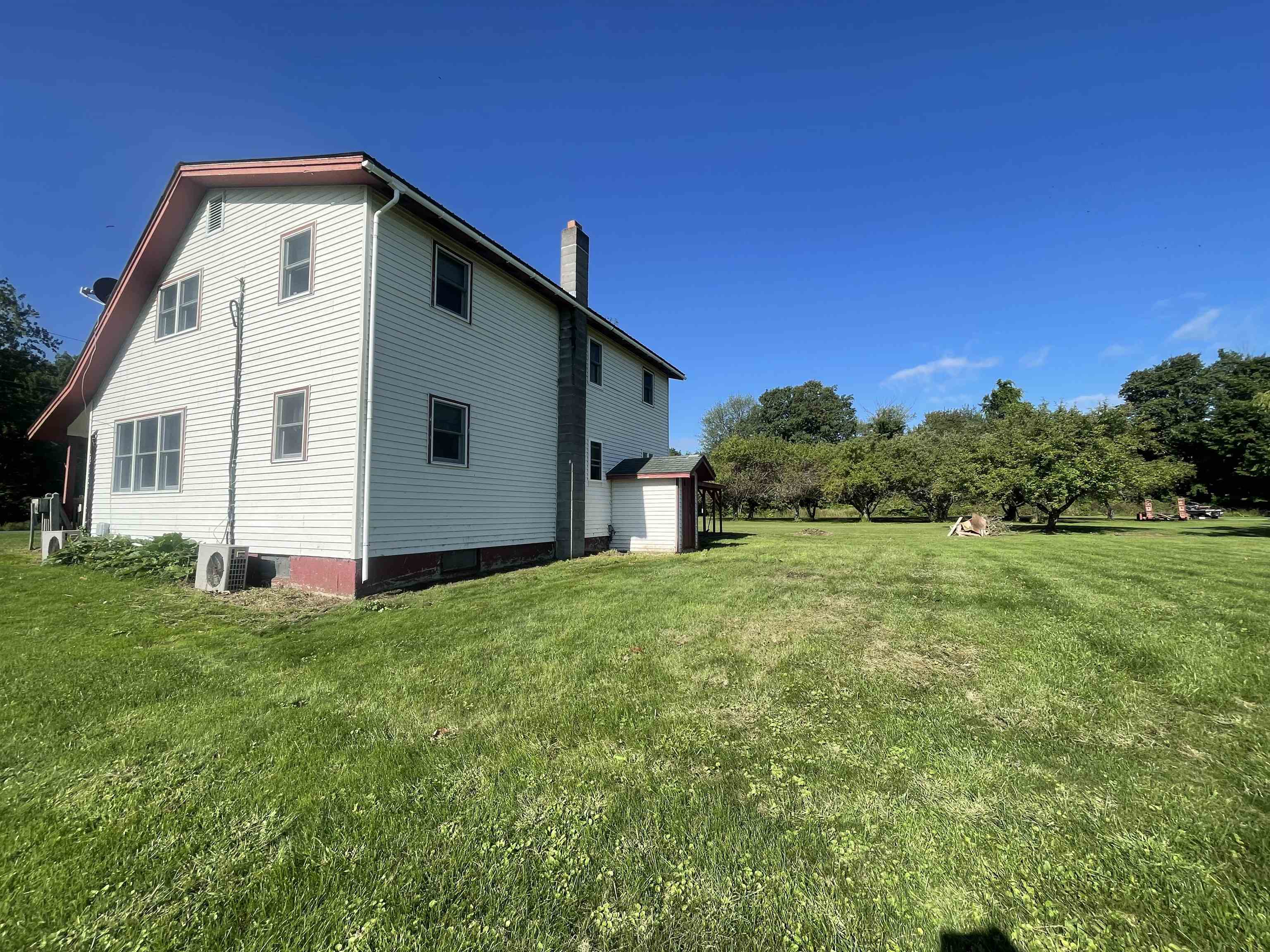 Property Photo:  167 Champlain Street  VT 05488 