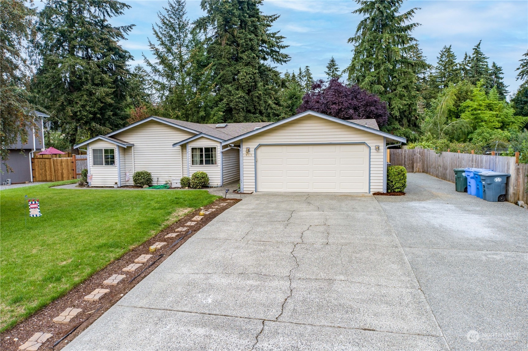 Property Photo:  14515 72nd Avenue Ct E  WA 98375 