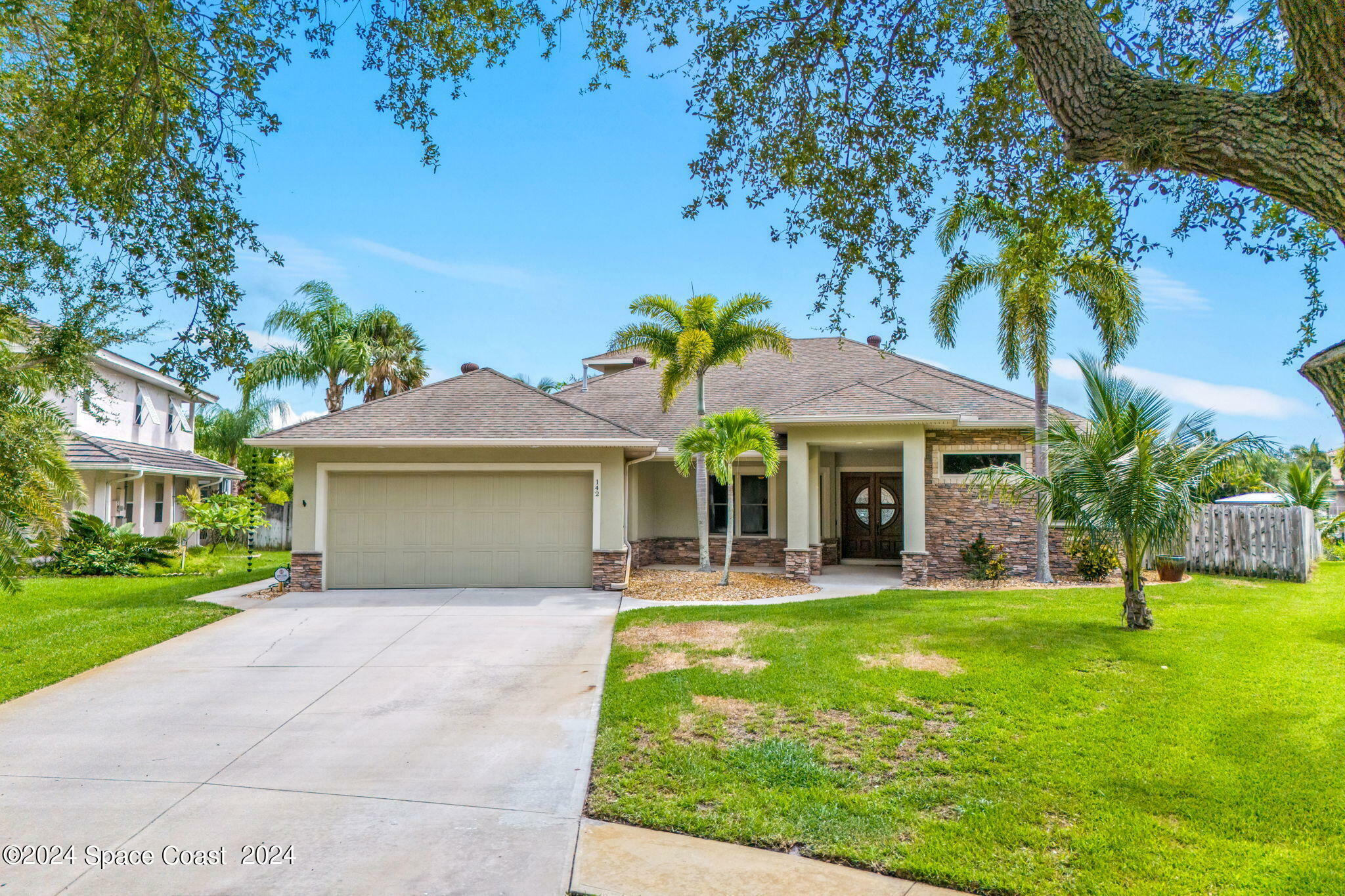 Property Photo:  142 Windward  FL 32937 