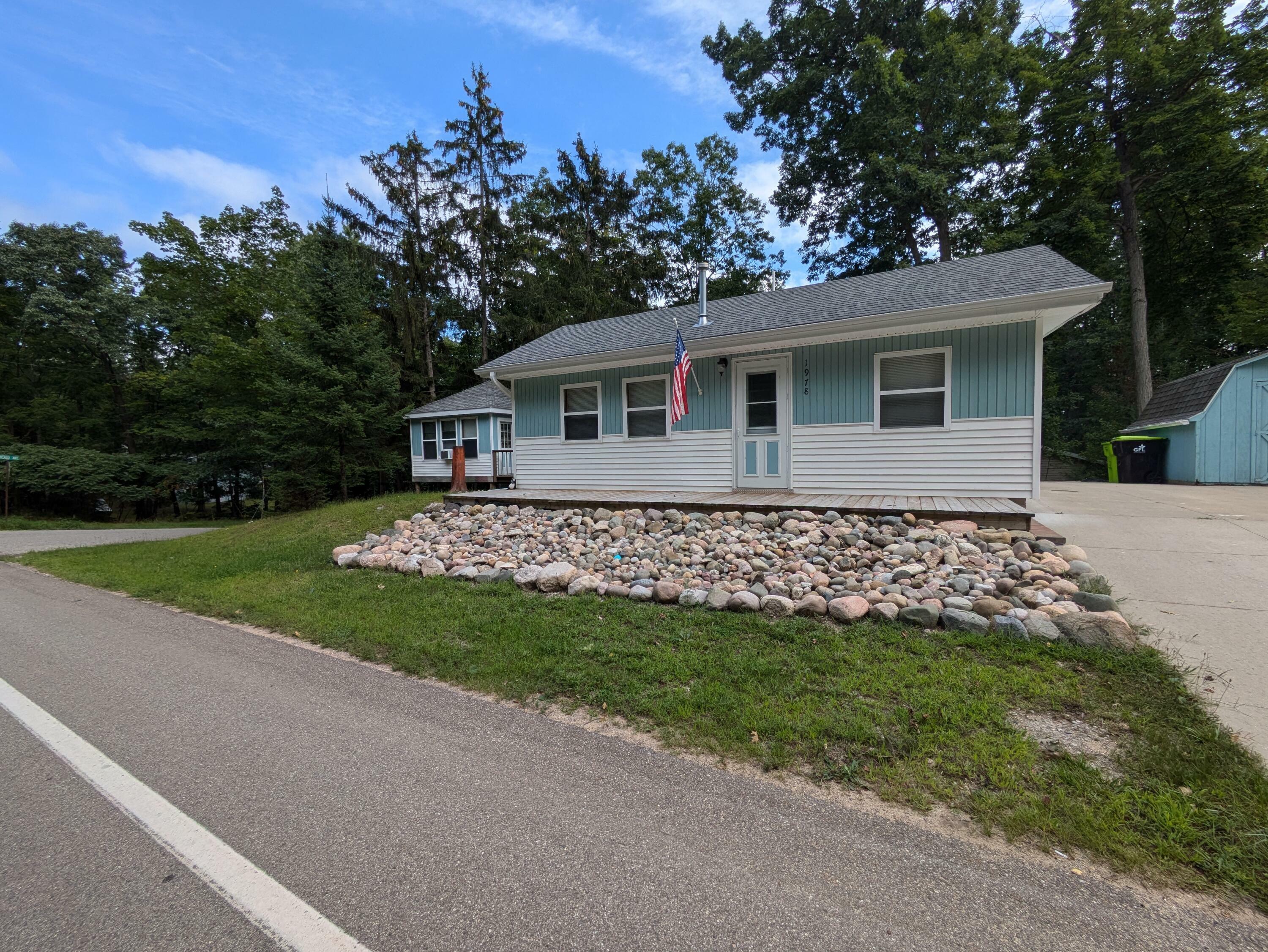 Property Photo:  1978 W Higgins Lake Drive  MI 48653 