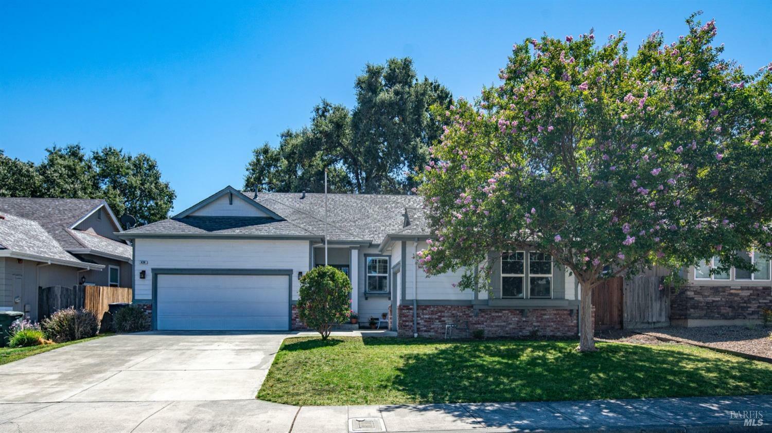 Property Photo:  429 Riesling Street  CA 95425 