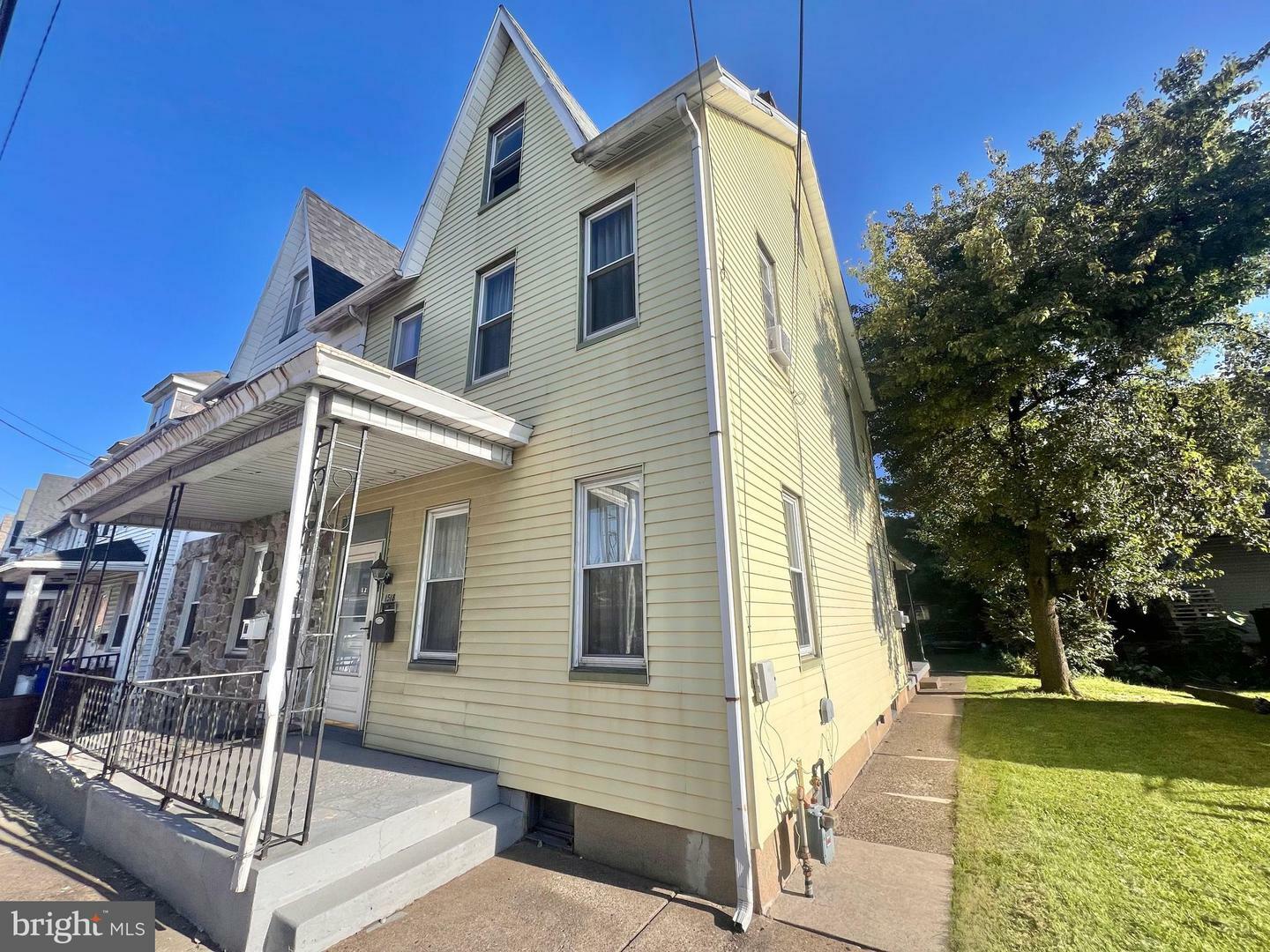 Property Photo:  1518 Butler Street  PA 18042 