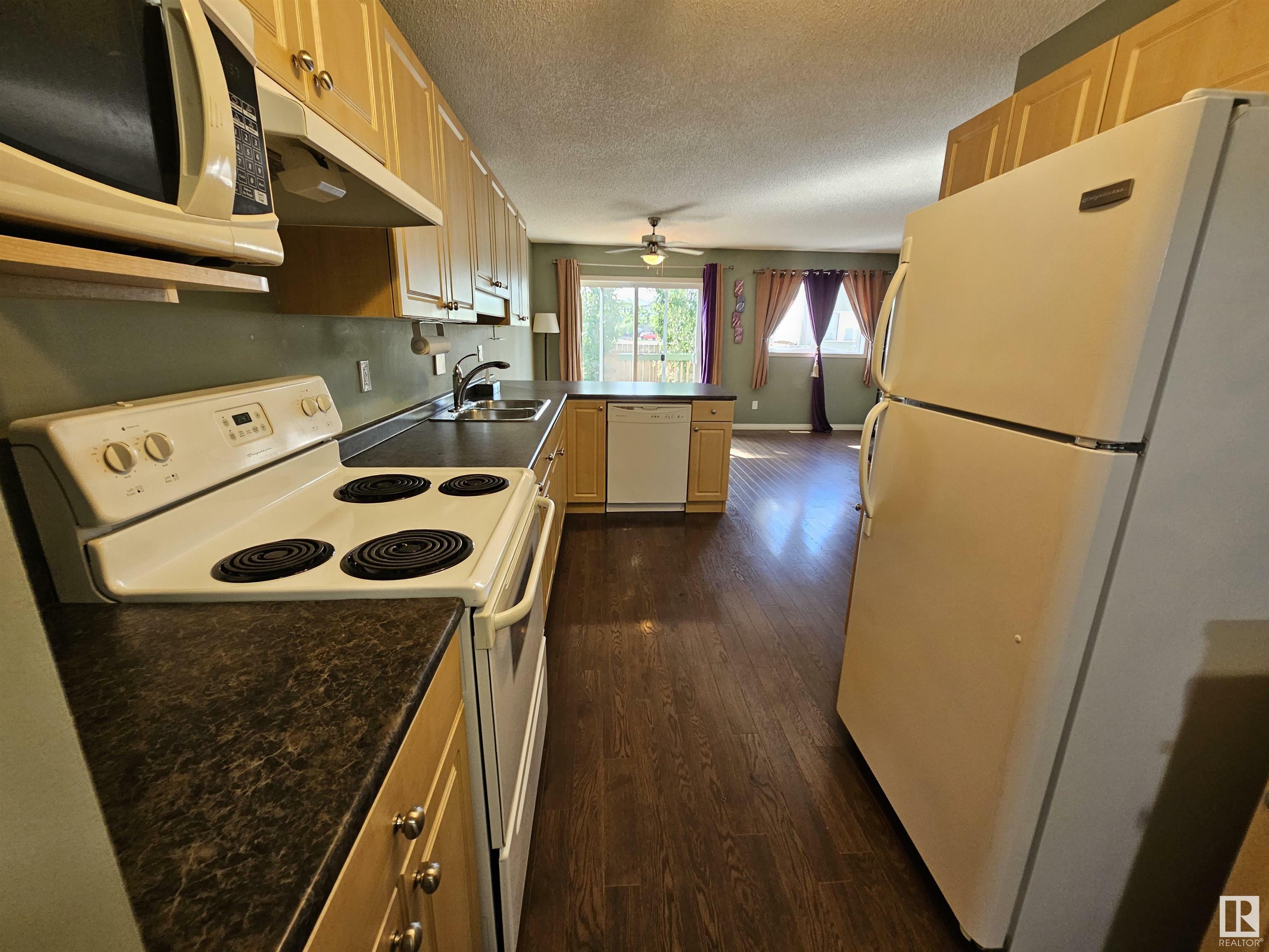 Property Photo:  61 Haney Landing  AB T7X 0B1 