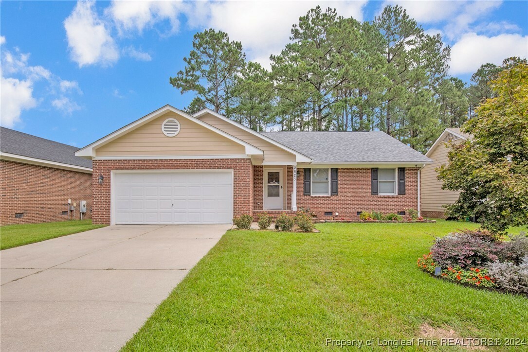 Property Photo:  2523 Paintersmill Drive  NC 28304 