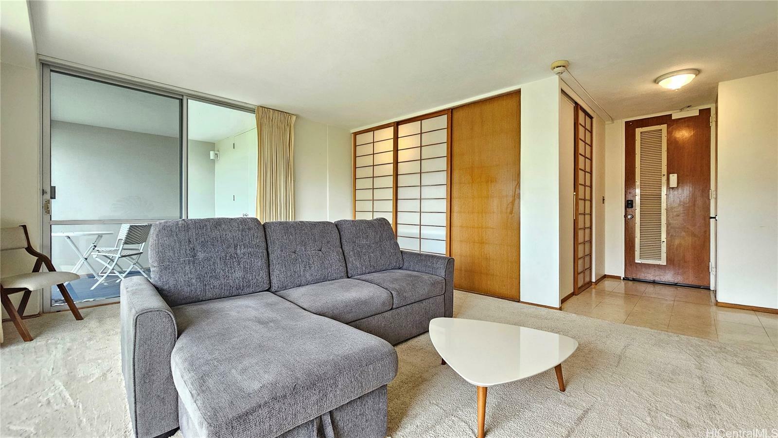 Property Photo:  1515 Nuuanu Avenue 752  HI 96817 