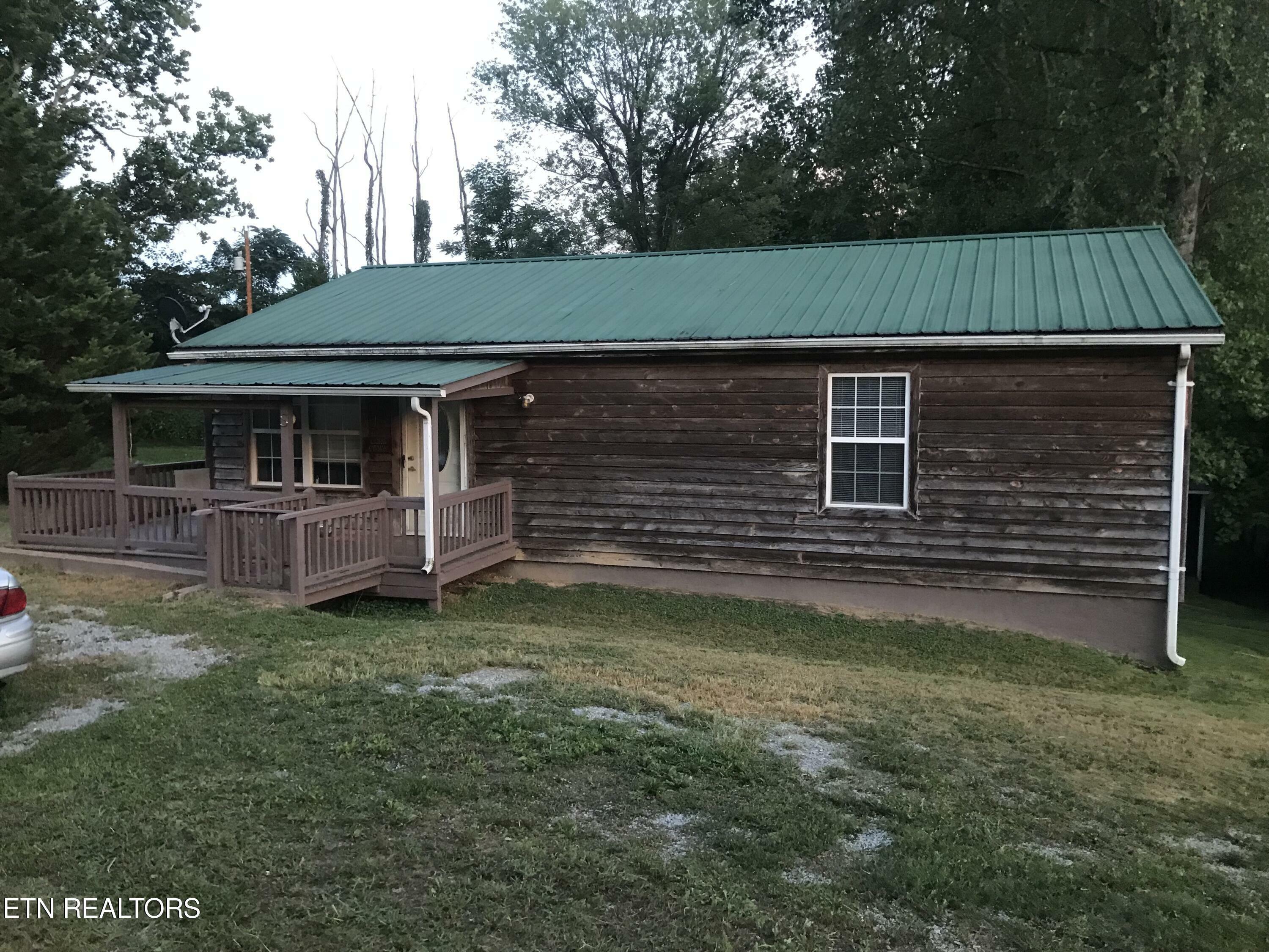 140 Sawmill Circle  Jacksboro TN 37757 photo