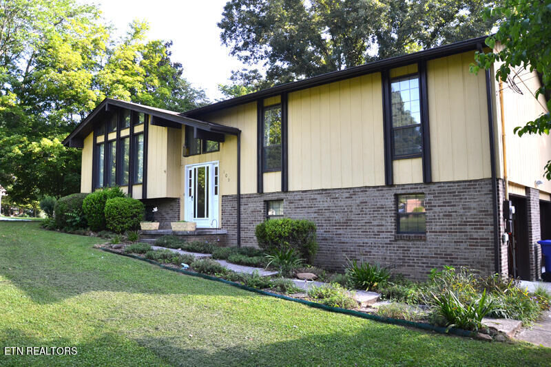 Property Photo: 103 Apache Lane TN 37716
