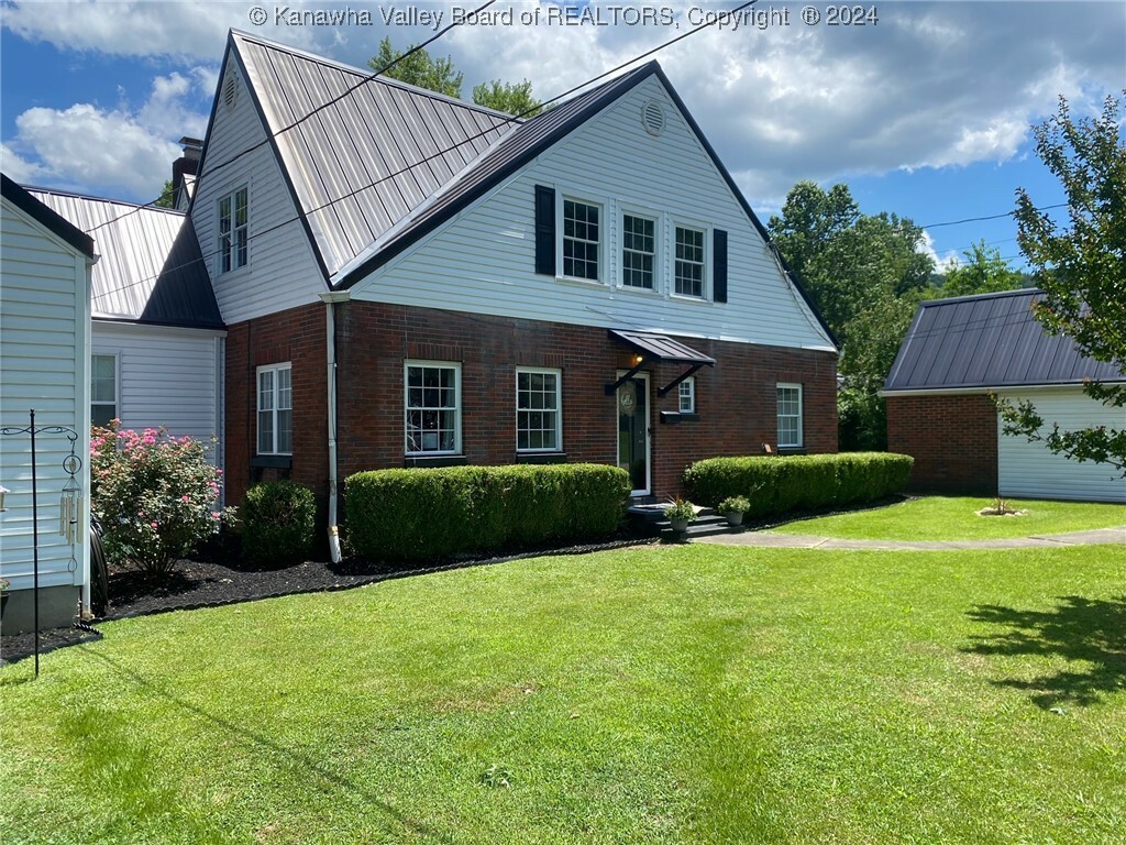 Property Photo:  206 Sun Valley Drive  WV 25177 