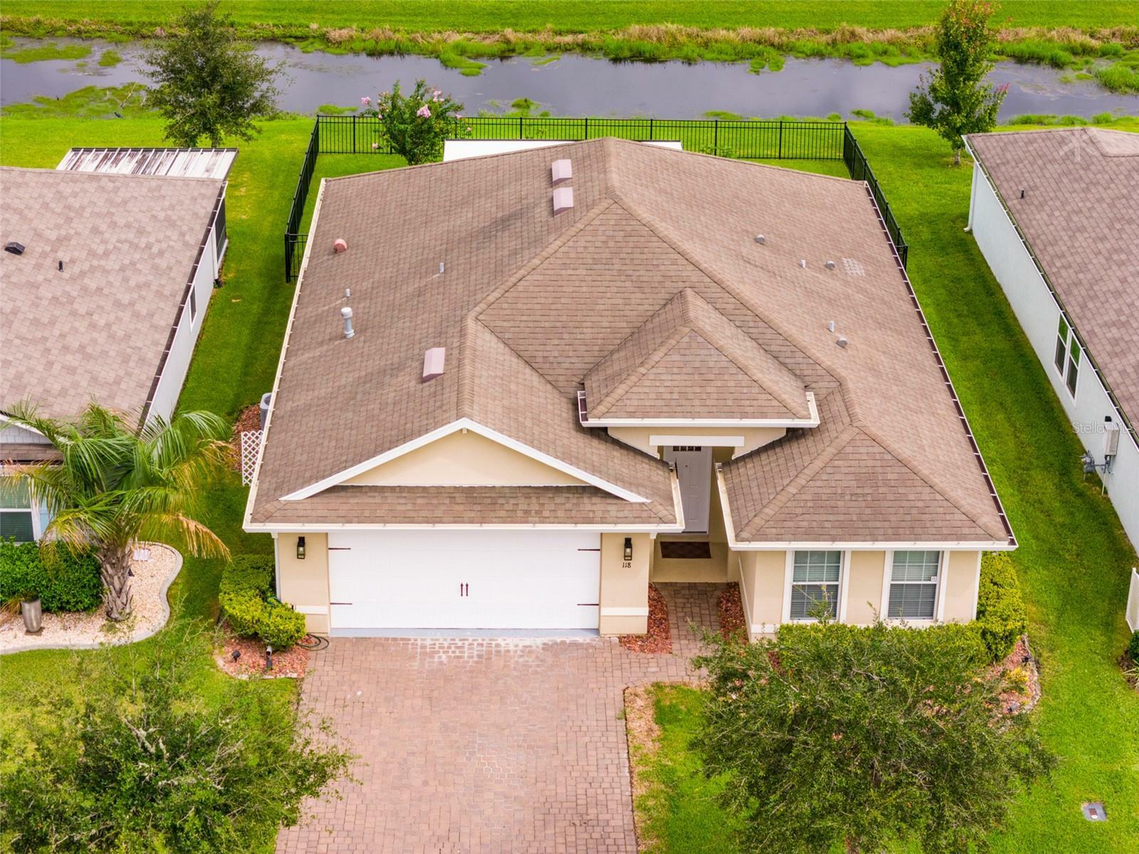 Property Photo: 118 Golfview Court FL 32110