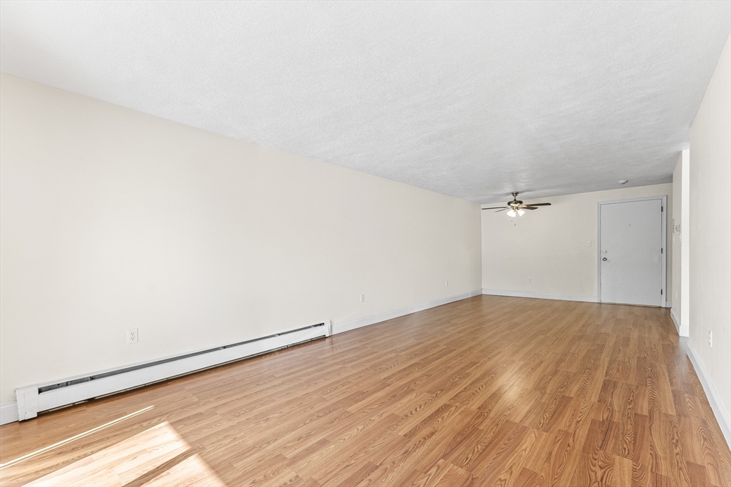 Property Photo:  16 Kenmar Dr 125  MA 01821 