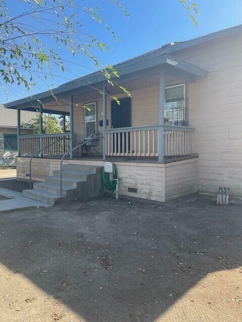 Property Photo:  62 N Lemoore Avenue  CA 93245 