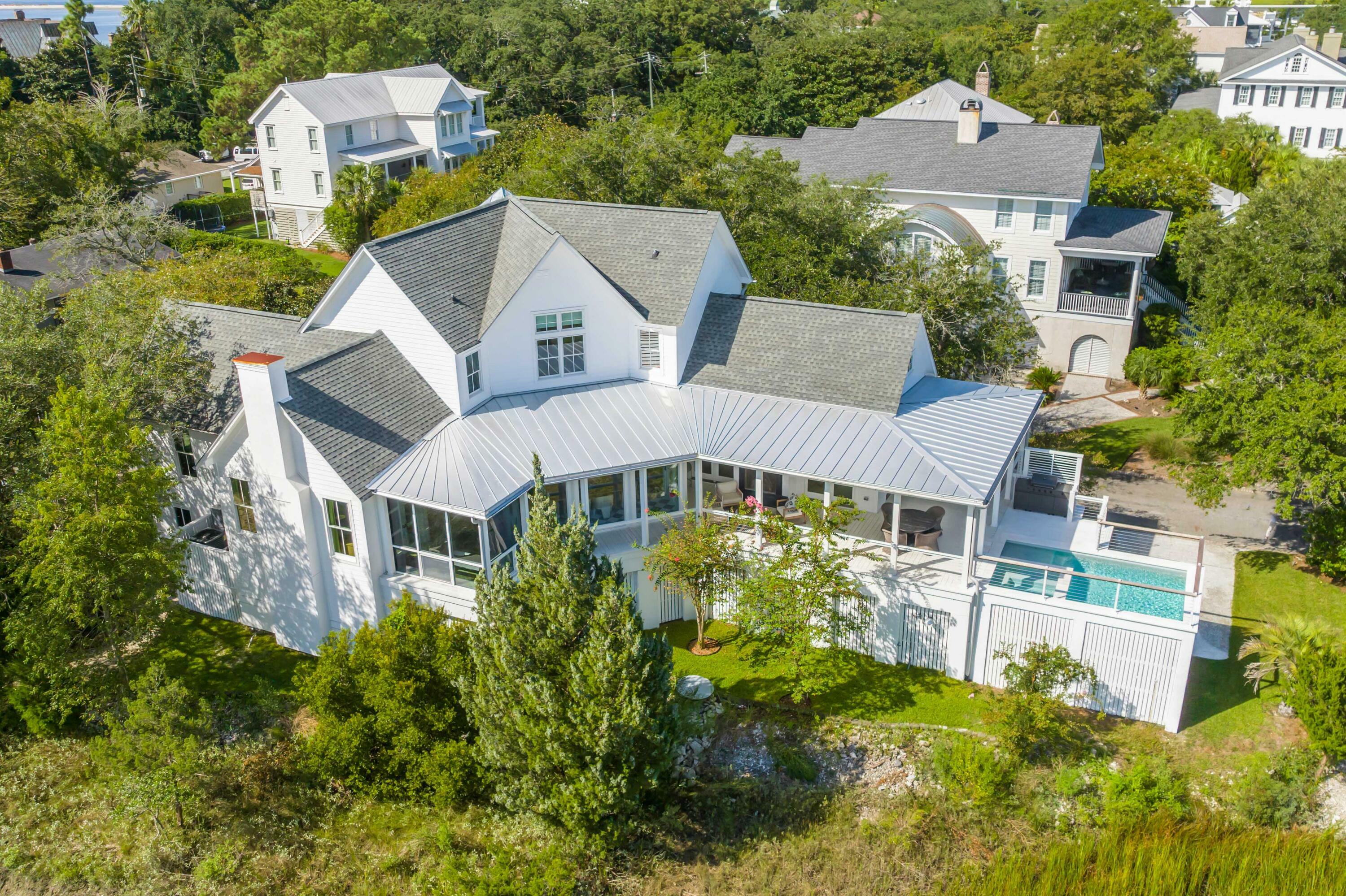 Property Photo: 228 Haddrell Street SC 29464