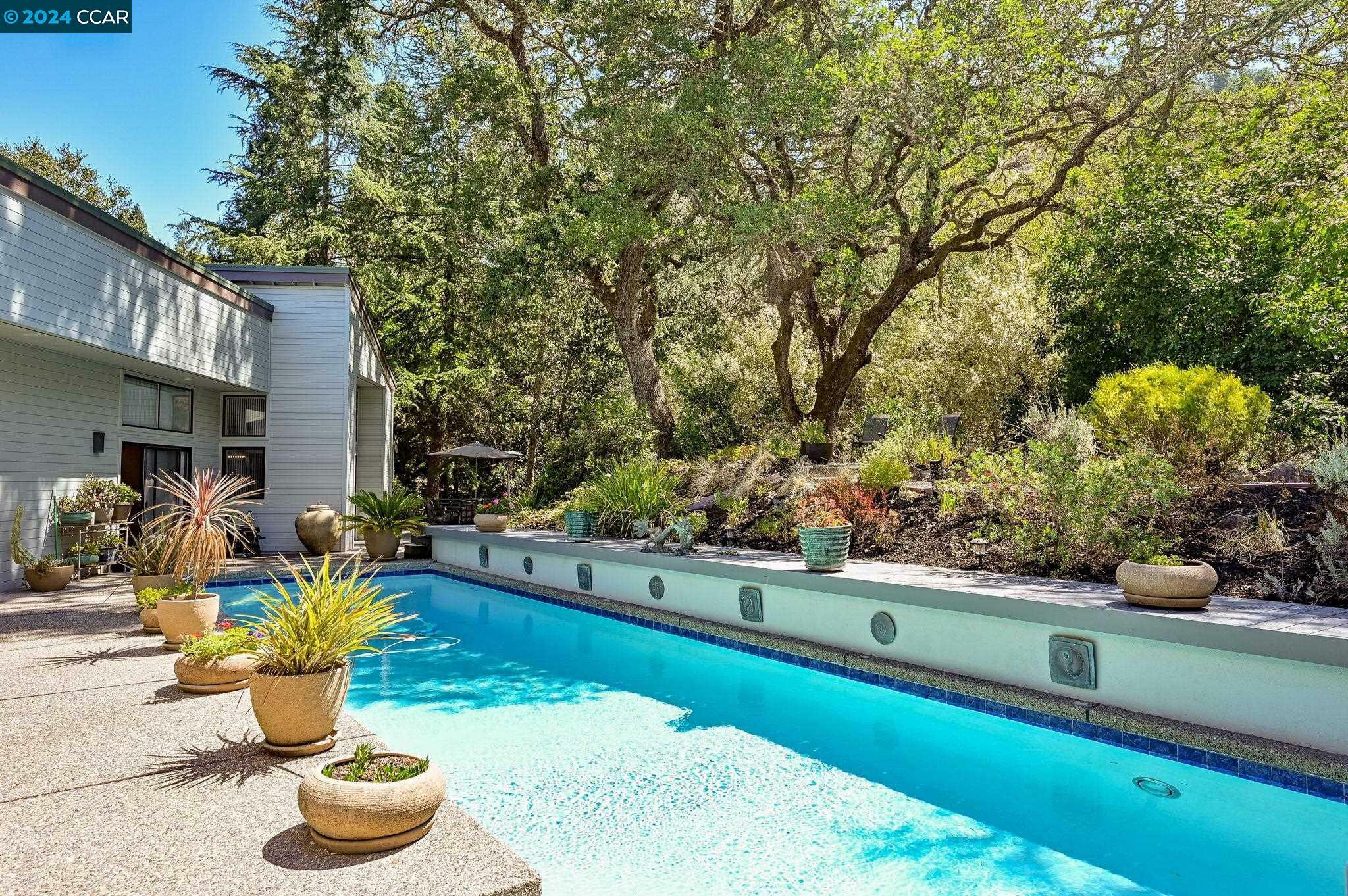 Property Photo:  265 Castle Hill Ranch Rd  CA 94595 