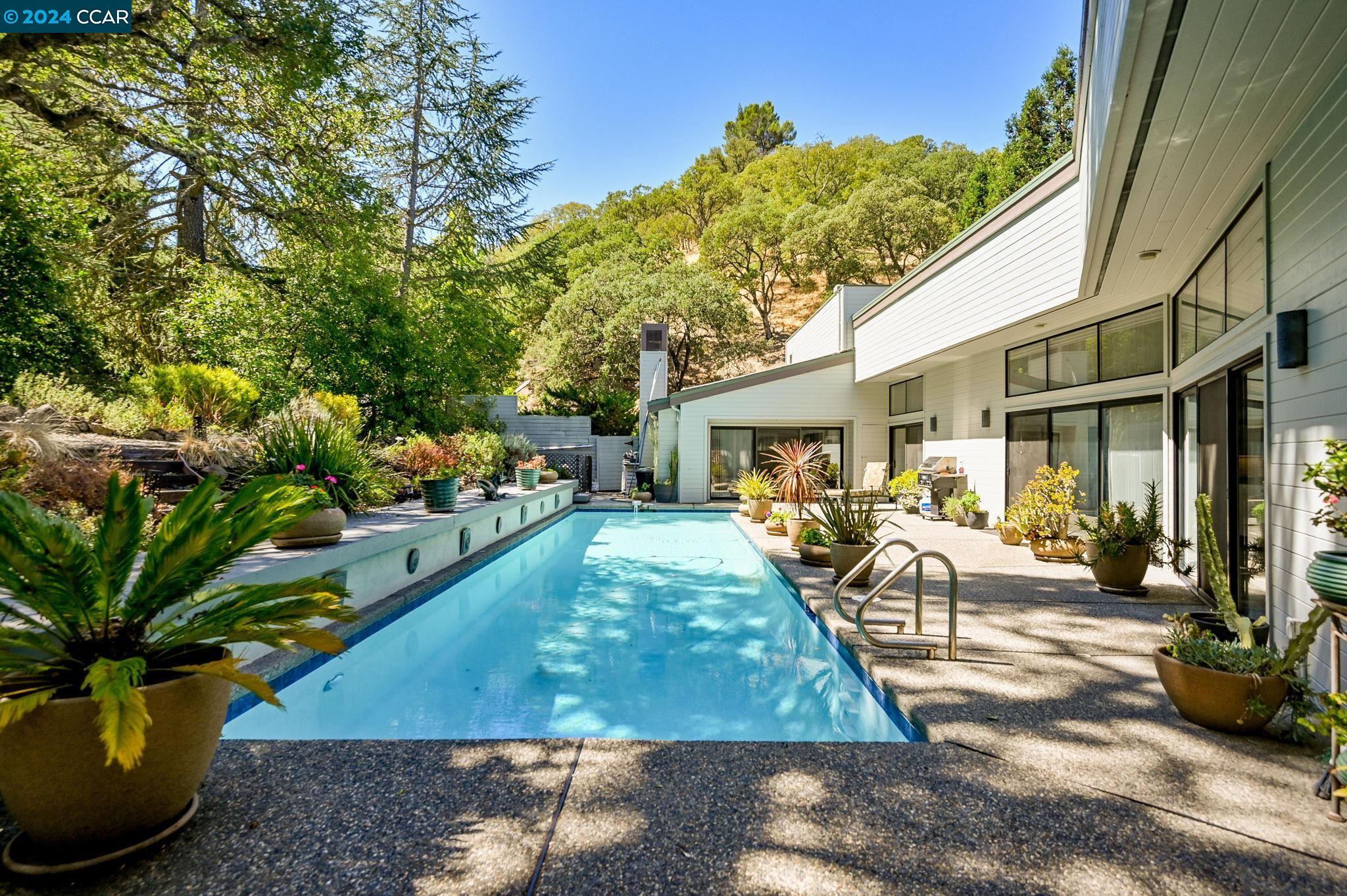 Property Photo: 265 Castle Hill Ranch Rd CA 94595