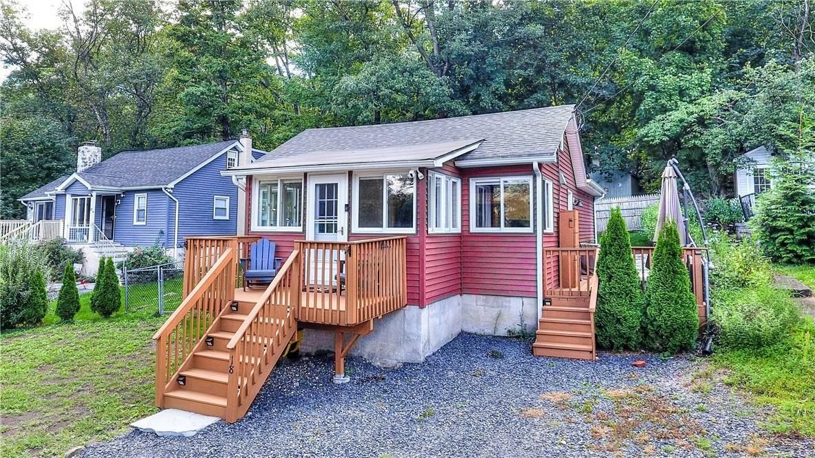 Property Photo:  18 Glendale Road  NY 10925 