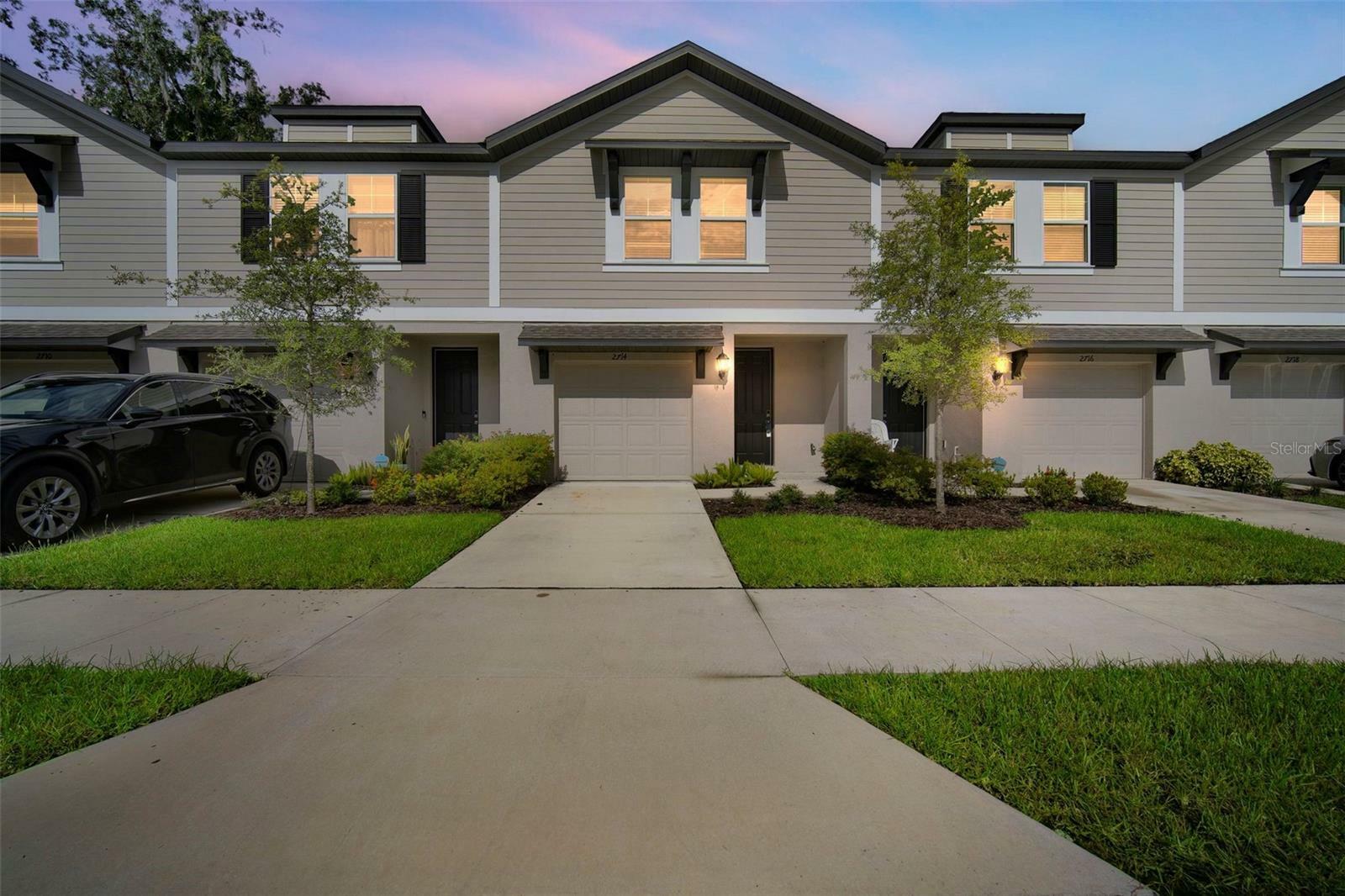 Property Photo:  2714 Scarlet Bay Pl  FL 33510 