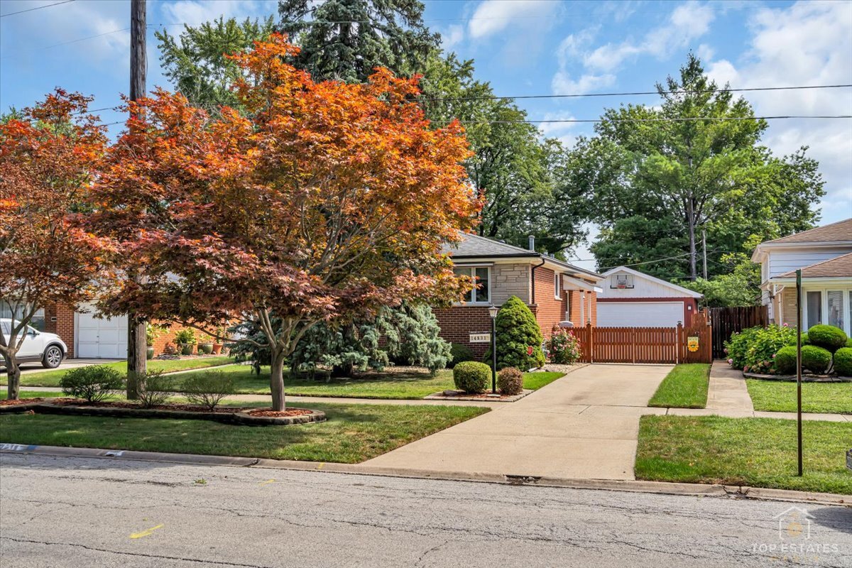 Property Photo: 14831 S Central Park Avenue IL 60445