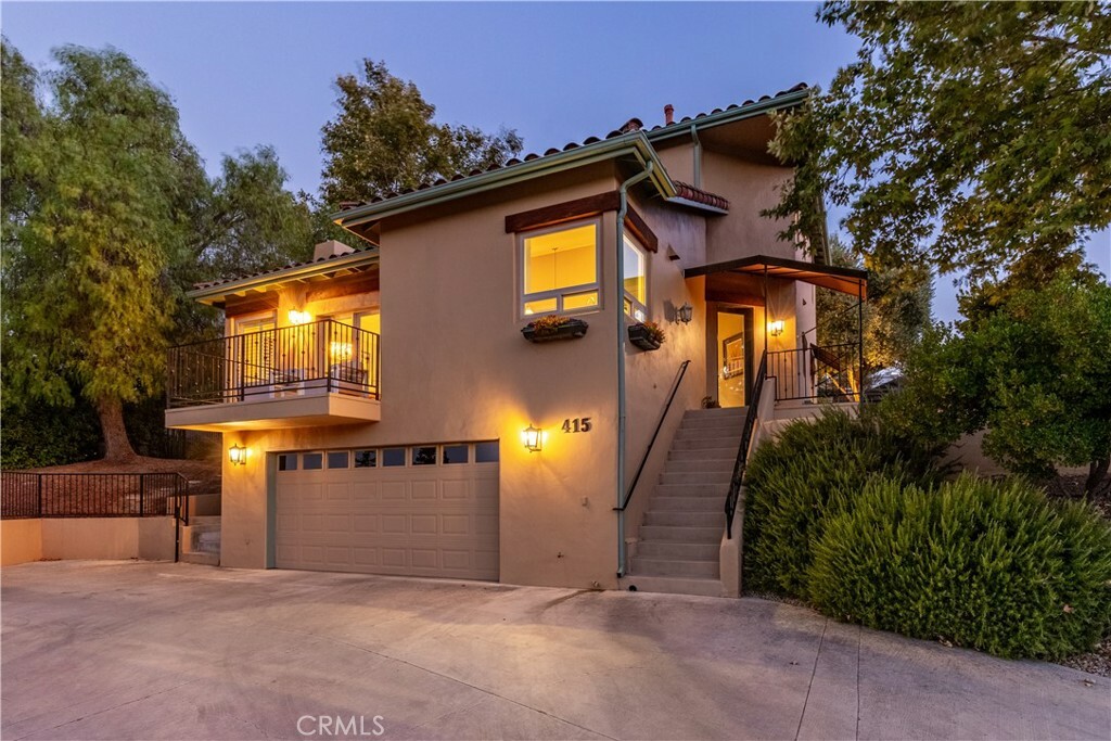 Property Photo:  415 Peachtree Lane  CA 93446 