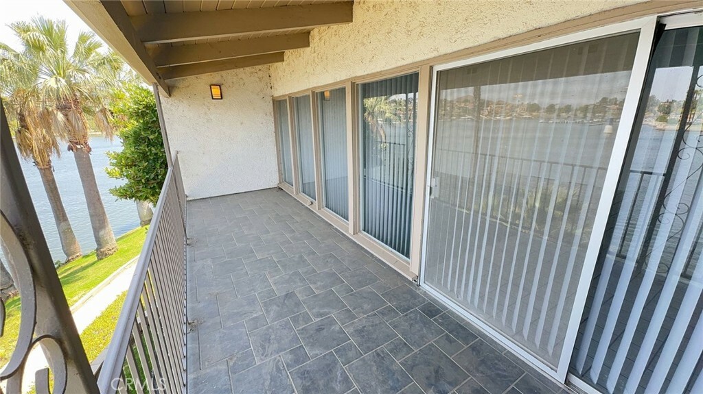 Property Photo:  22136 Treasure Island 22  CA 92587 