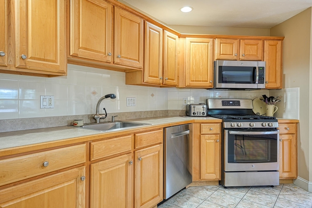 Property Photo:  6 Technology Dr 336  MA 01863 