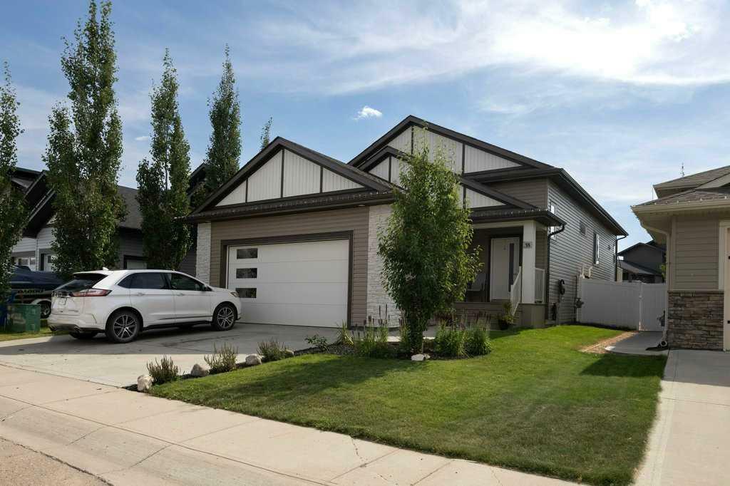 55 Henderson Crescent  Penhold AB T0M 1R0 photo