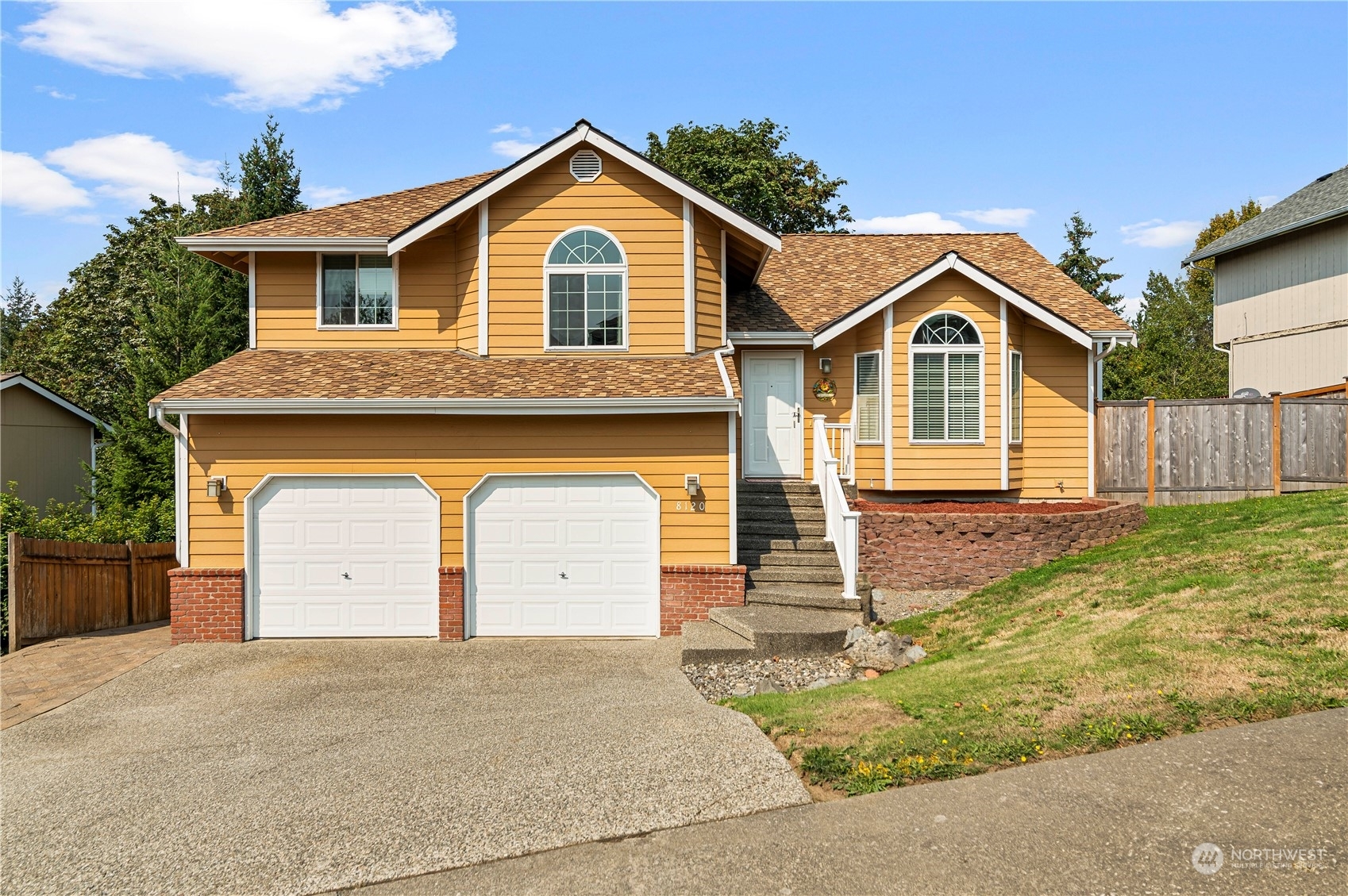 Property Photo:  8120 77th Avenue NE  WA 98270 