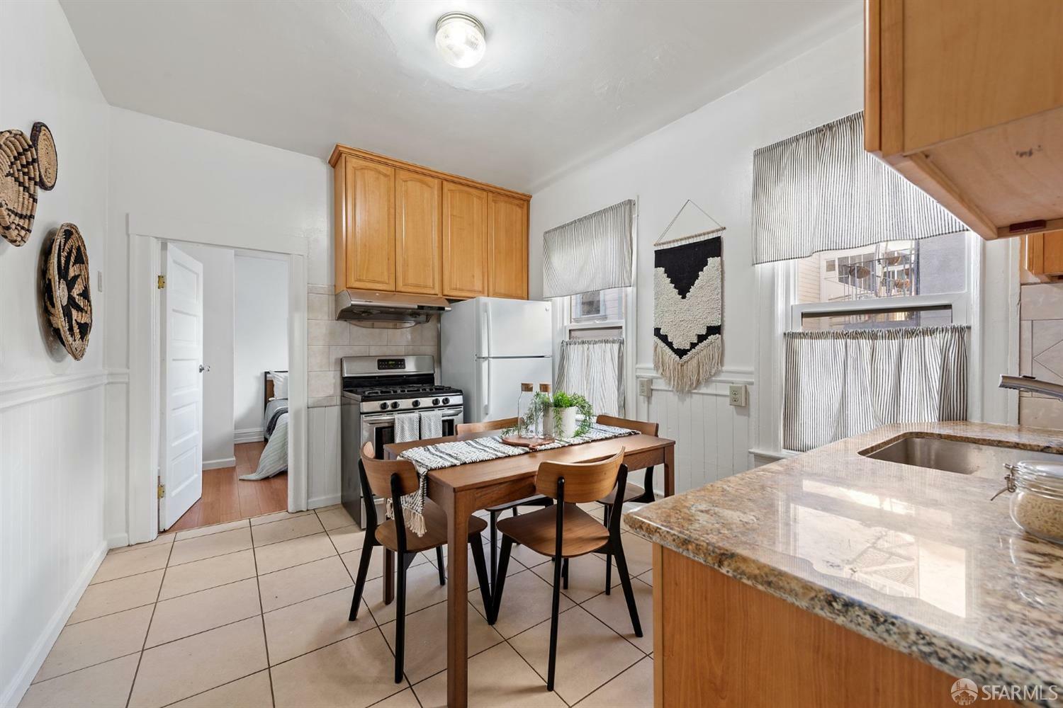 58 Varennes Street B  San Francisco CA 94133 photo
