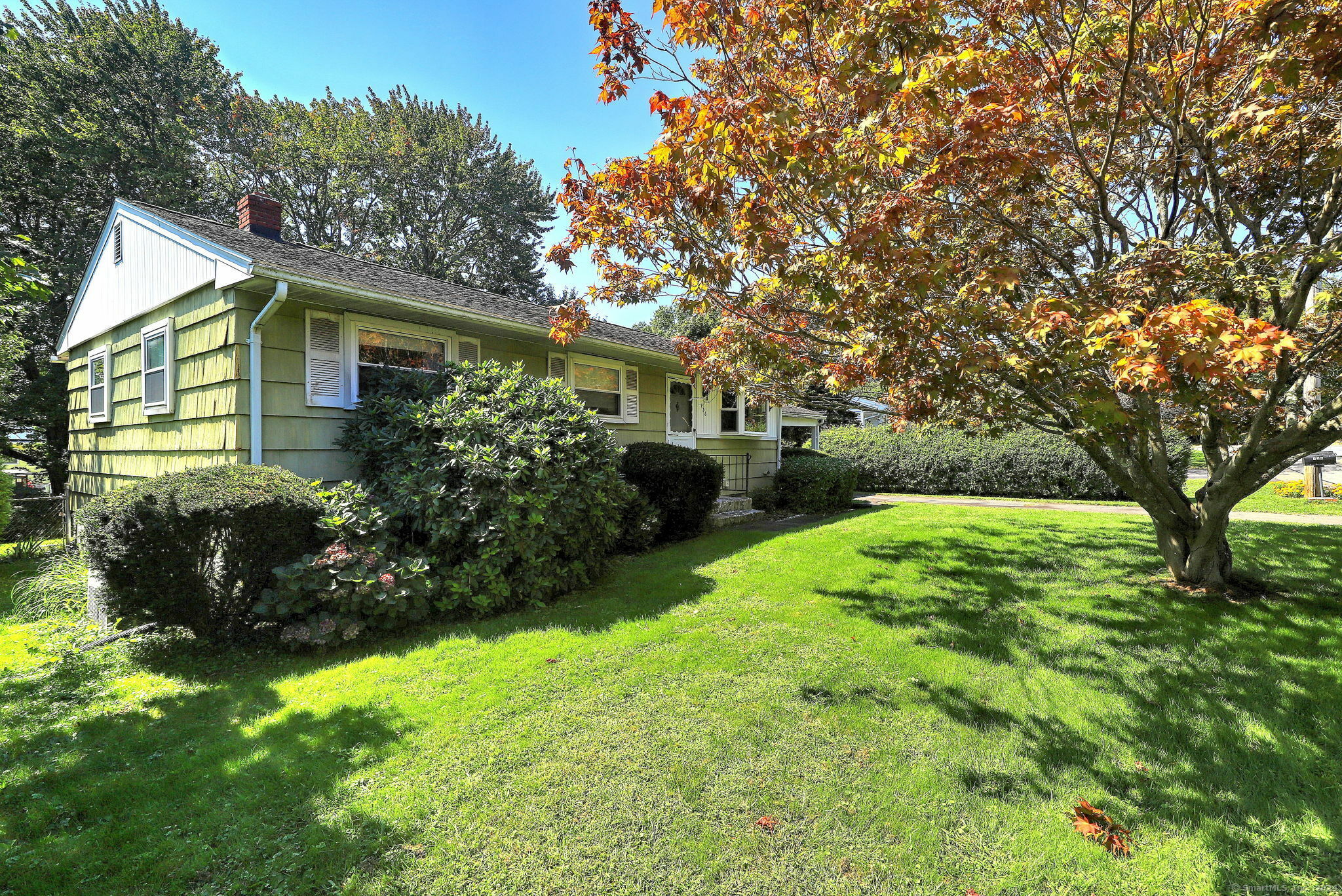 Property Photo:  136 Cynthia Drive  CT 06516 