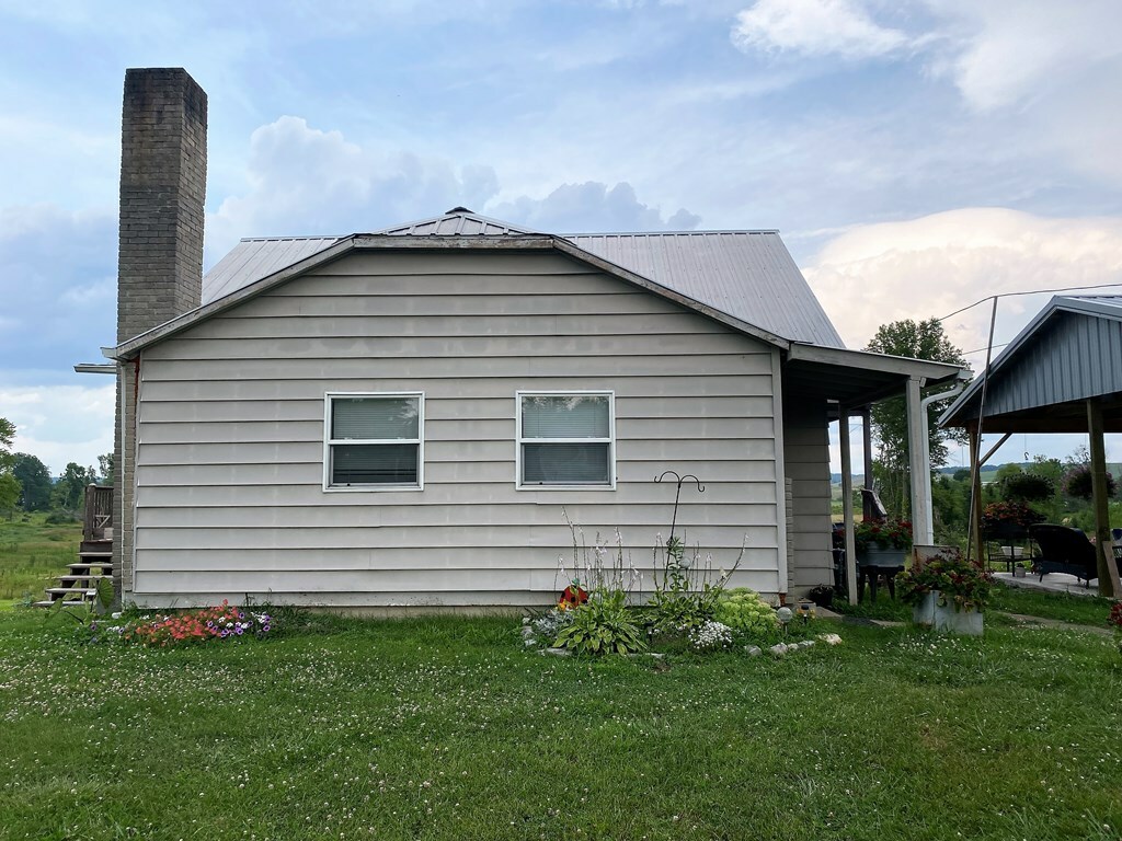 Property Photo:  212 Watts Colony  OH 45640 