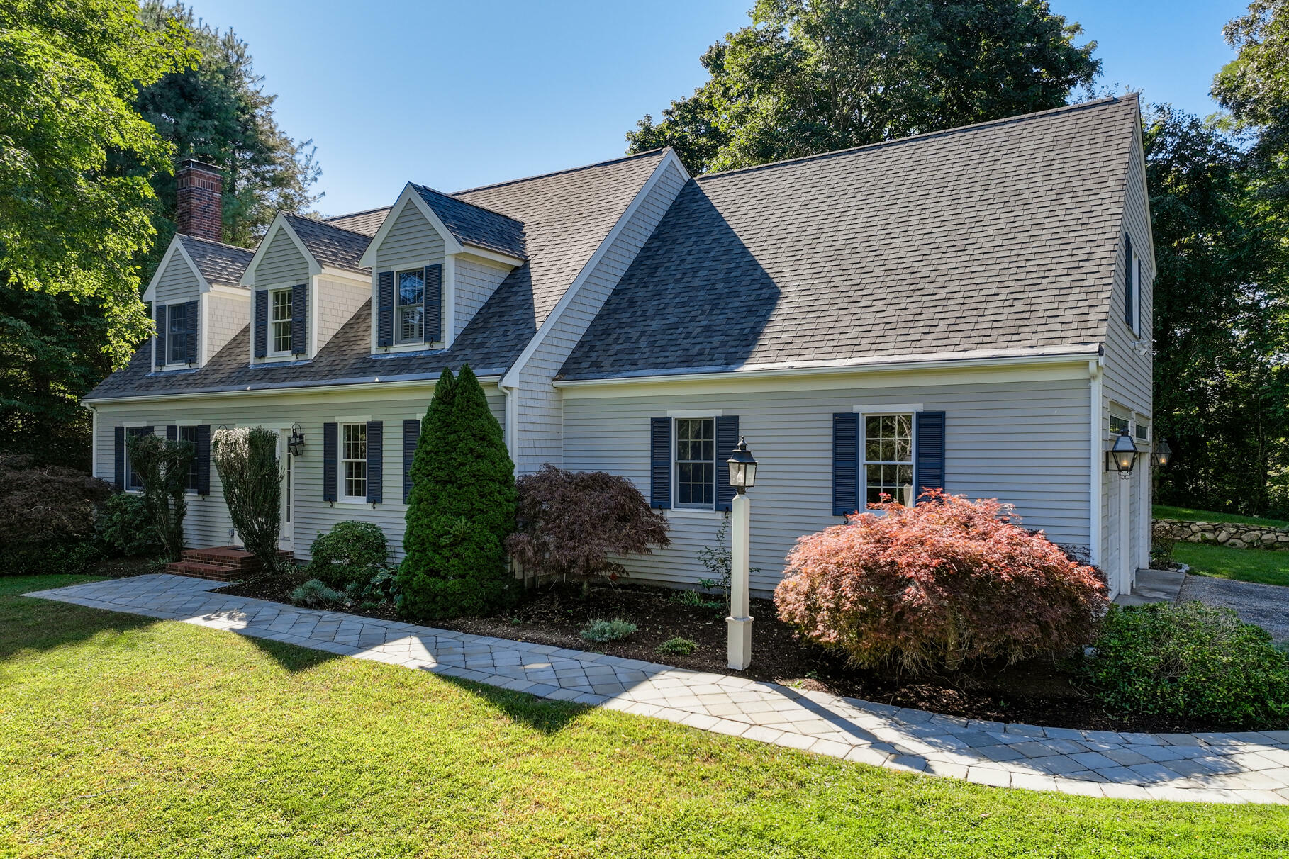 Property Photo:  104 Woods Hole Road  MA 02540 