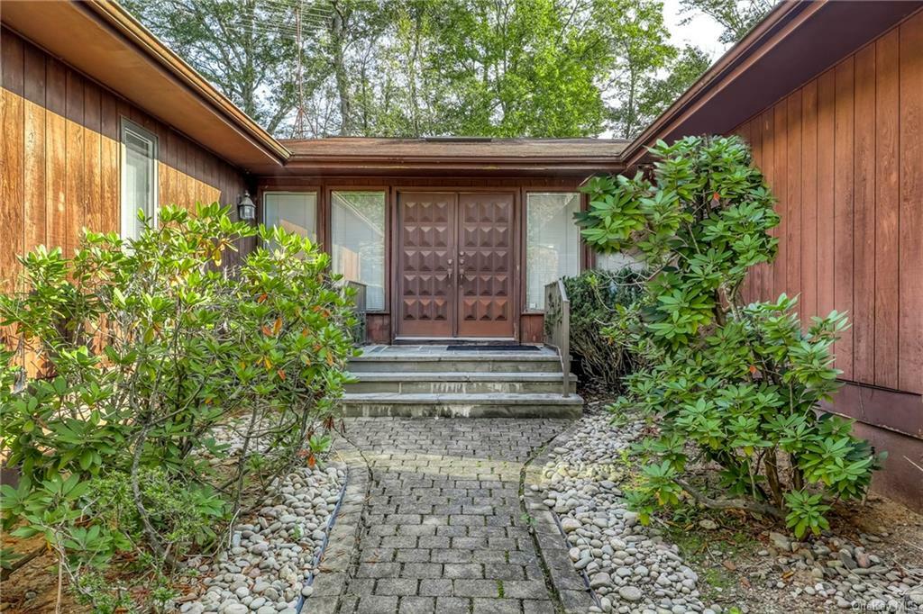 Property Photo:  22 Inverness Drive  NY 10956 