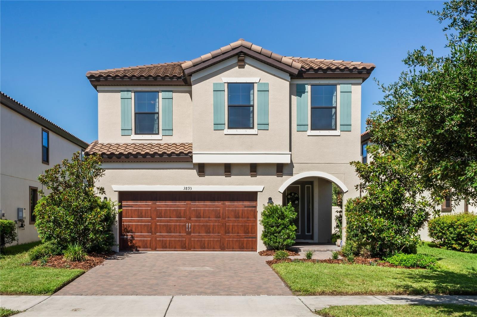 Property Photo: 3893 Burdick Loop FL 33556