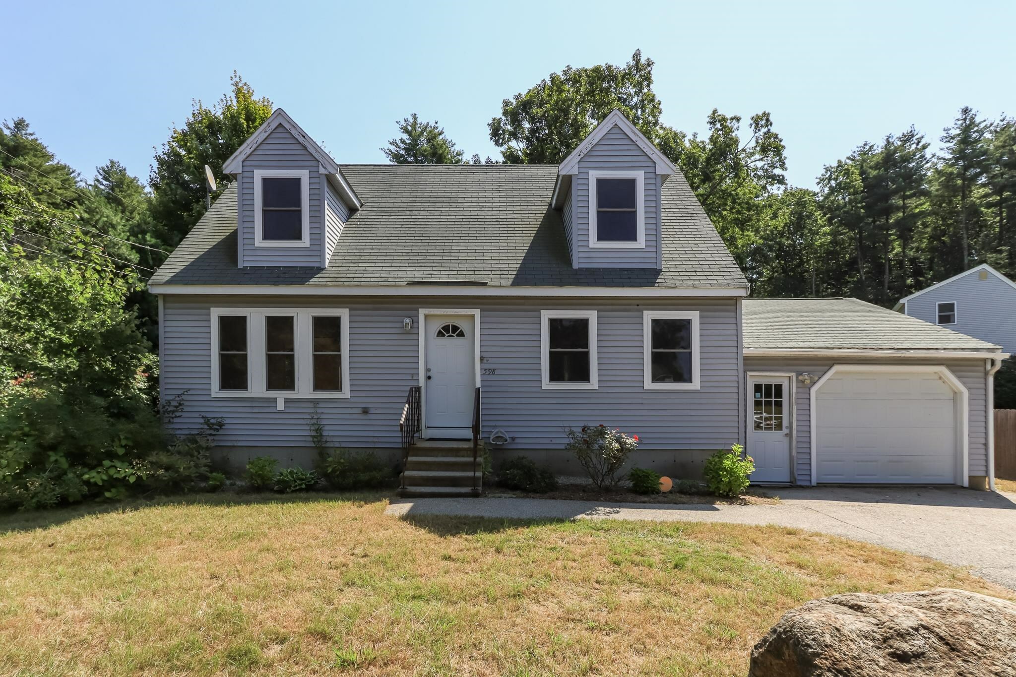 Property Photo:  598 W Hollis Street  NH 03062 