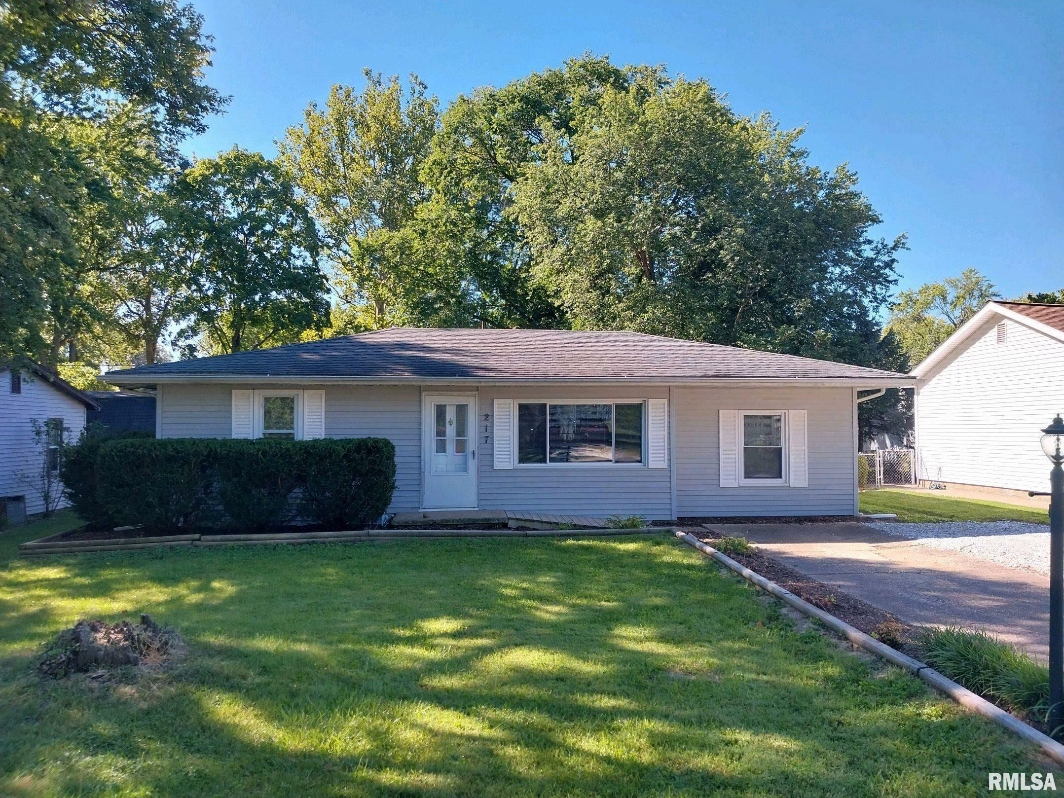 217 Turnron Place  East Peoria IL 61611 photo