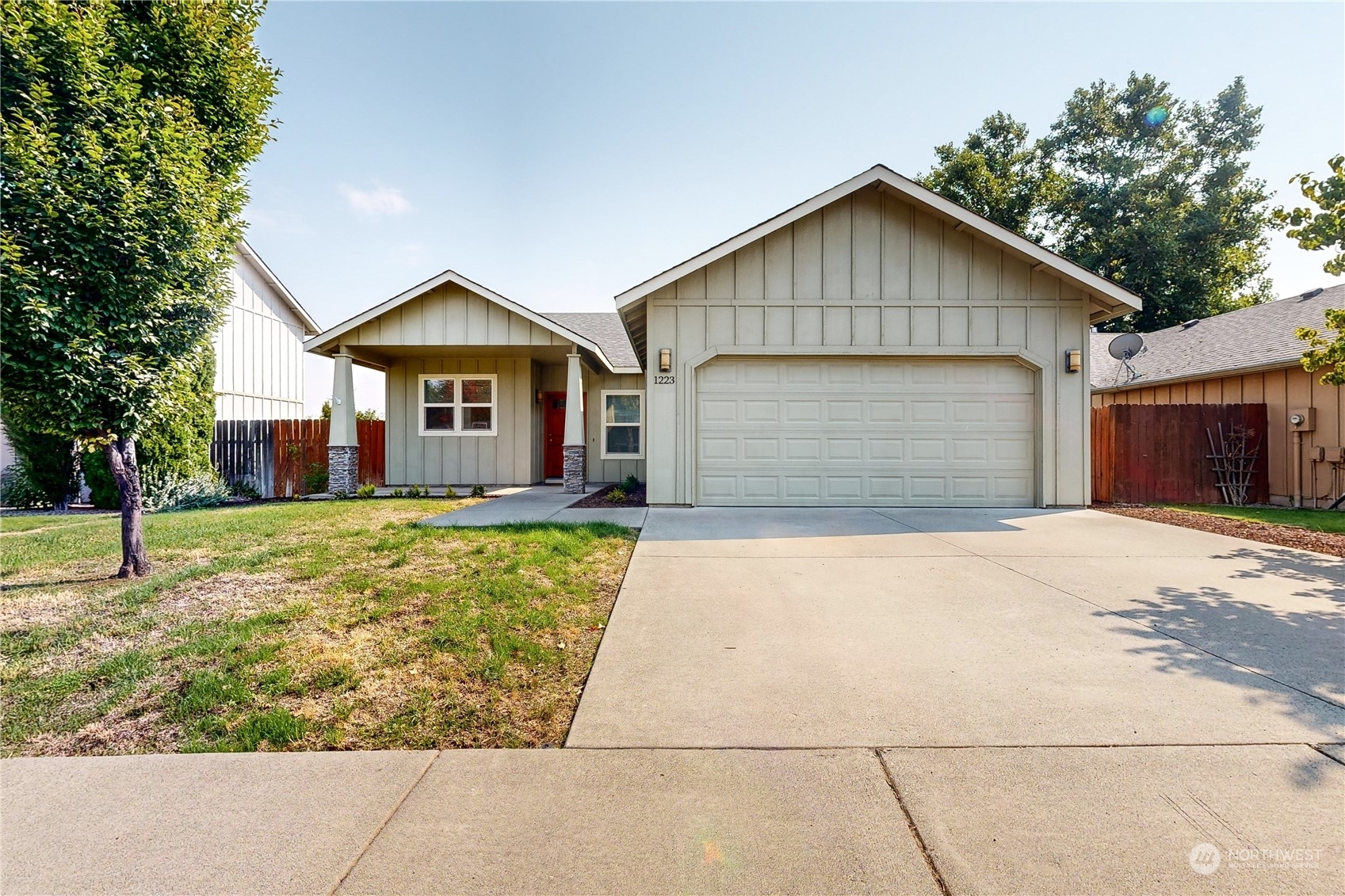 Property Photo:  1223 SE Falbo Drive  WA 99324 