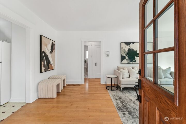 Property Photo:  5027 36th Avenue NE  WA 98105 