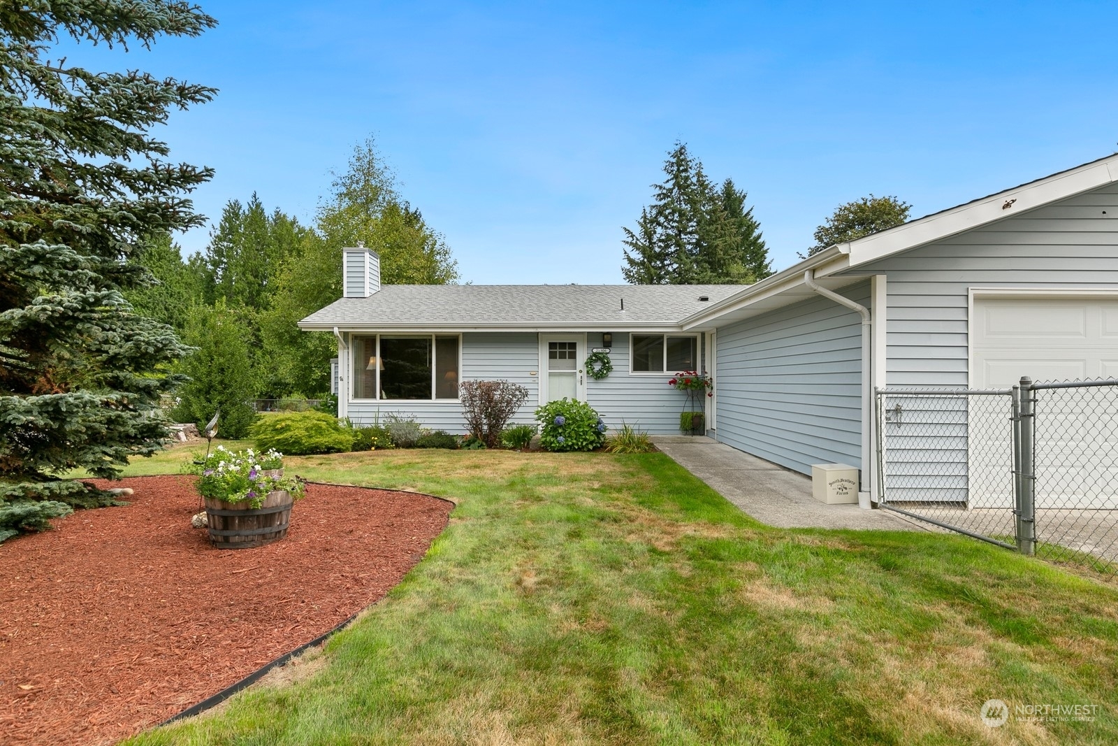 Property Photo:  21306 188th Avenue SE  WA 98058 