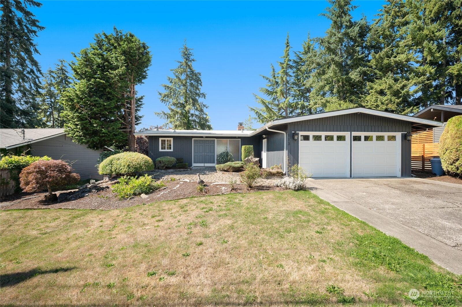 Property Photo: 113 152nd Place SE WA 98007