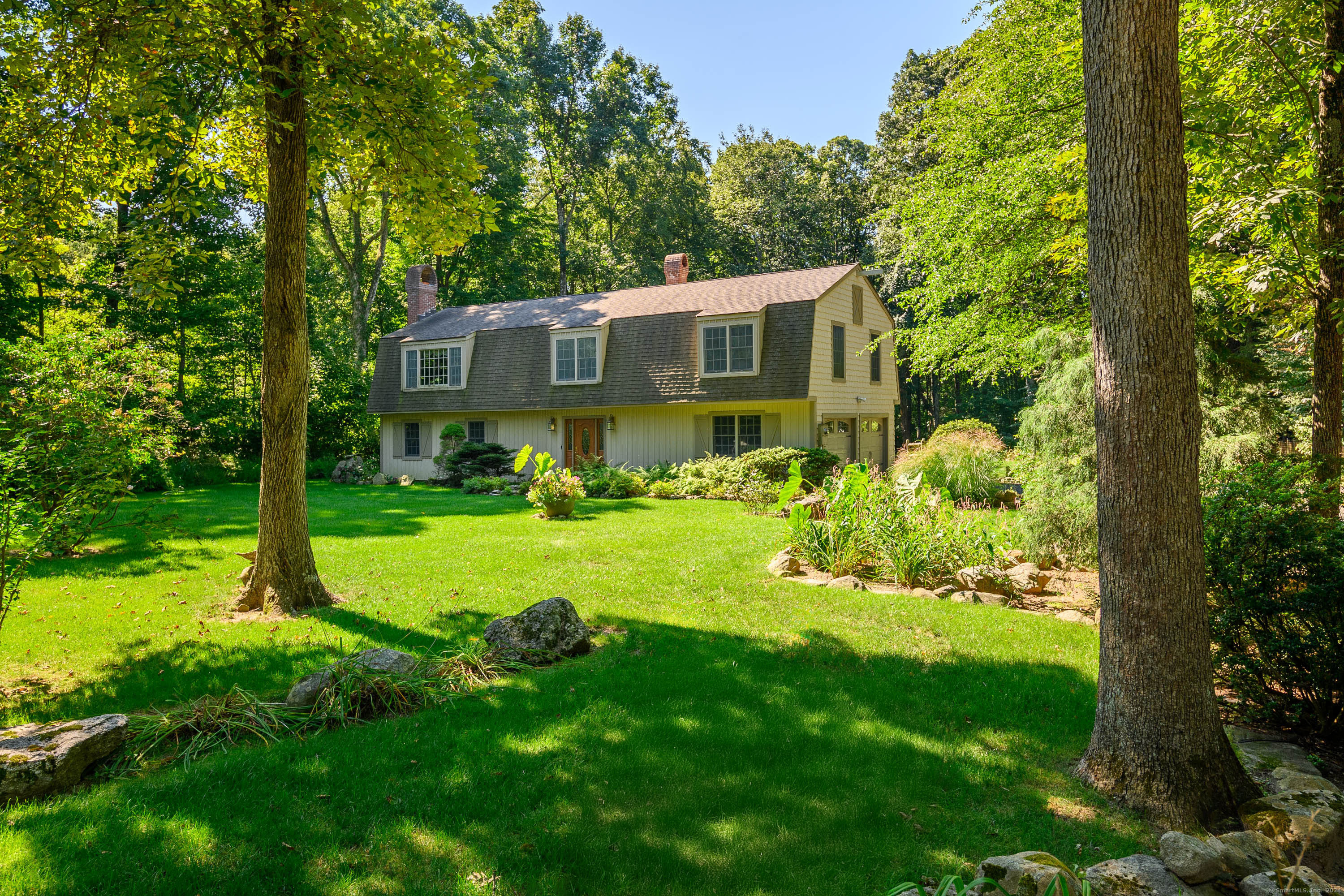 Property Photo: 8 Crabapple Lane CT 06482