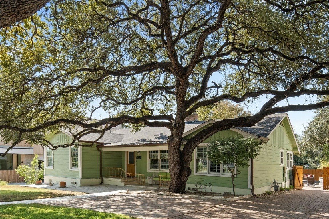 Property Photo:  2307 Westover Road  TX 78703 