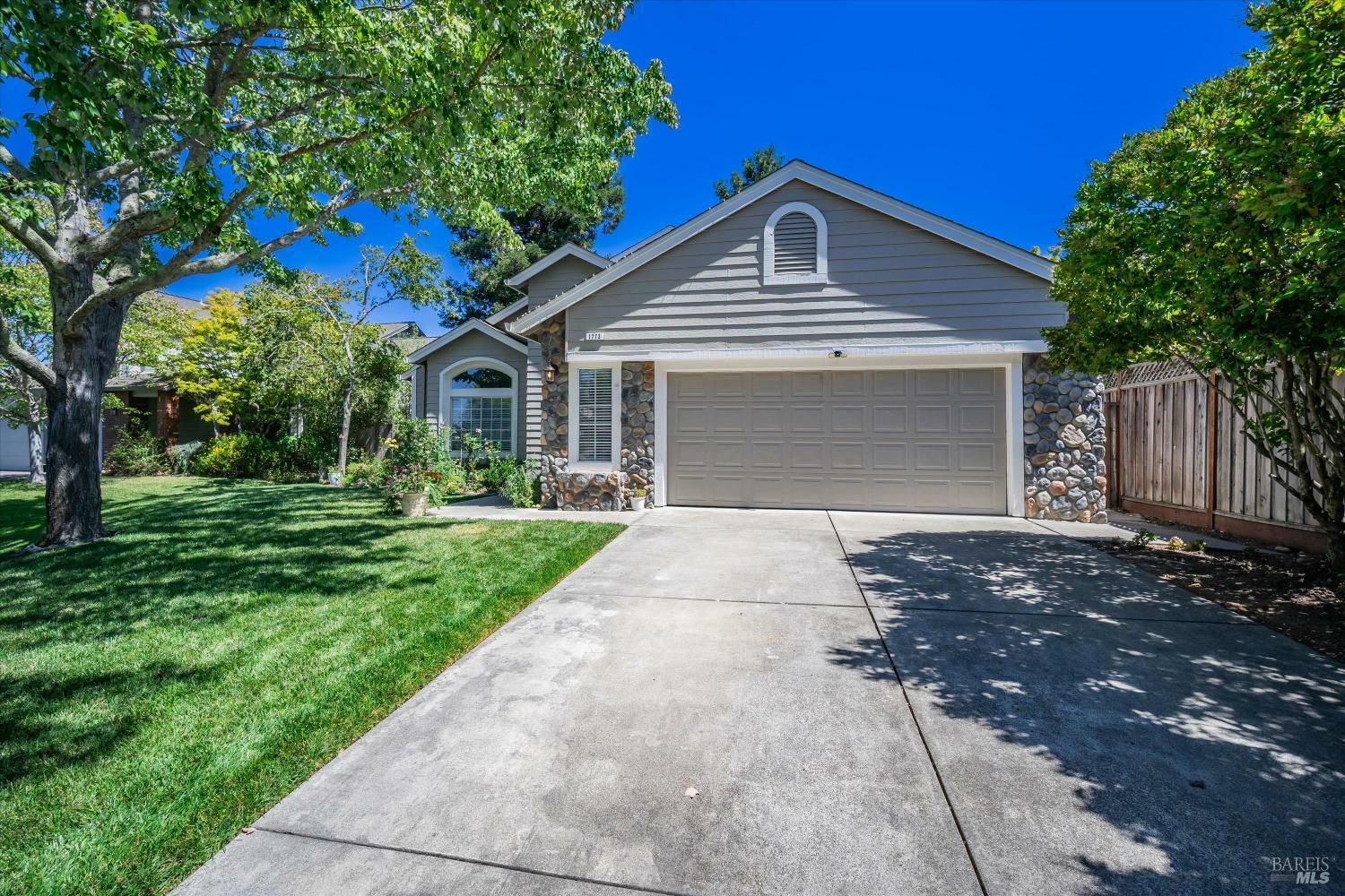 Property Photo:  1773 Elwin Lane  CA 95403 