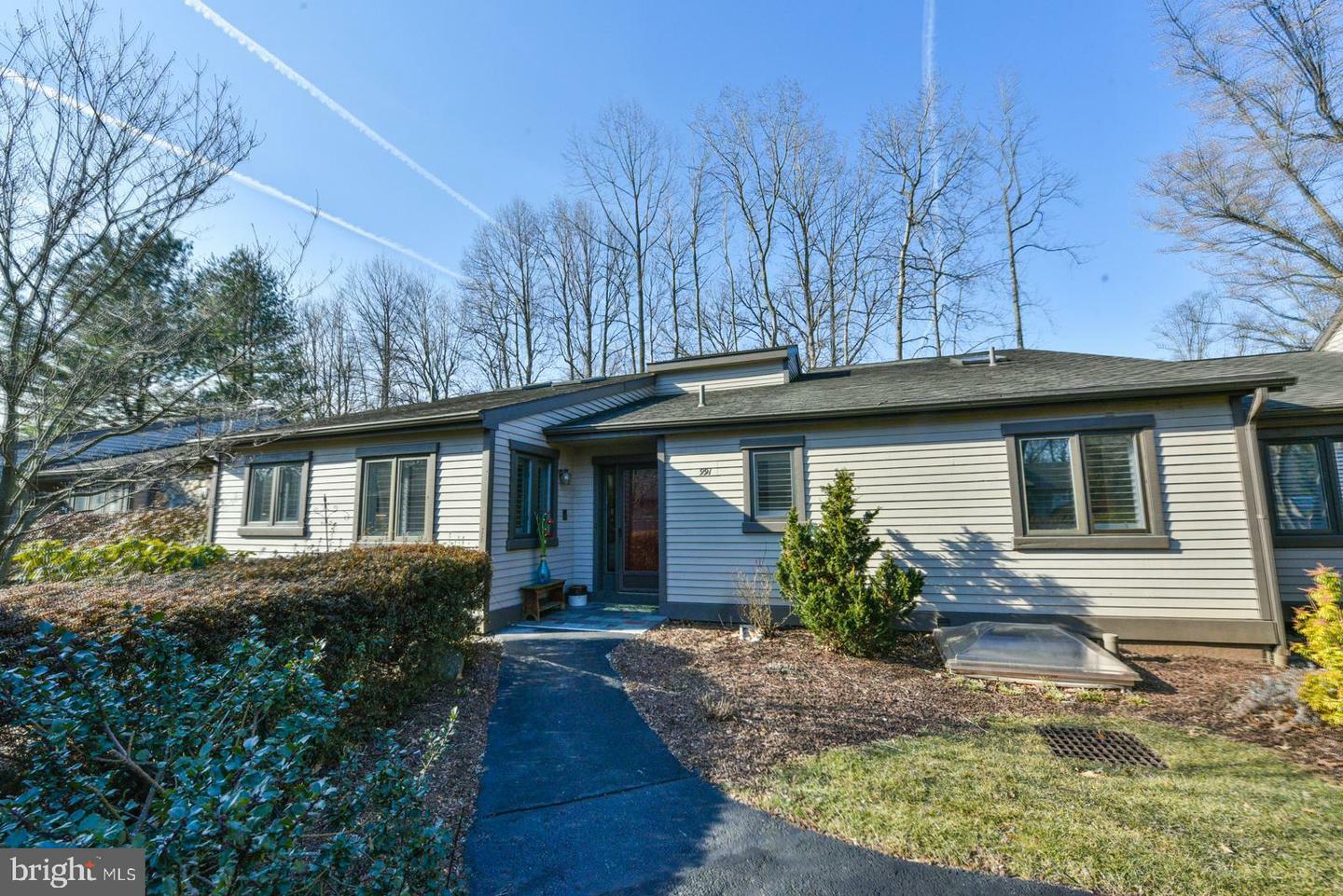 Property Photo:  991 Kennett Way  PA 19380 