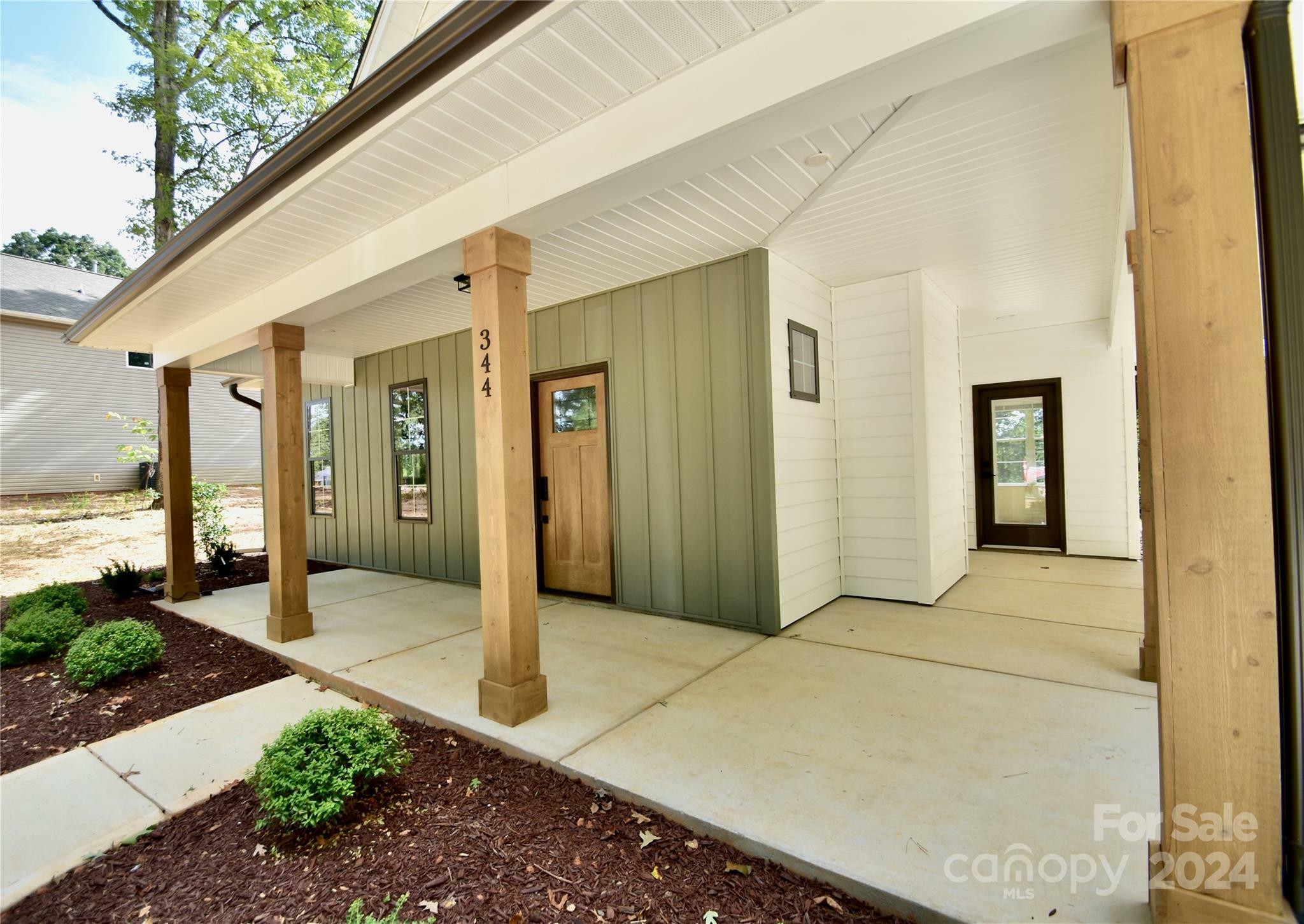 Property Photo:  344 Holly Drive  NC 28120 