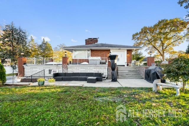 Property Photo:  1 Ridge Avenue  NJ 08872 