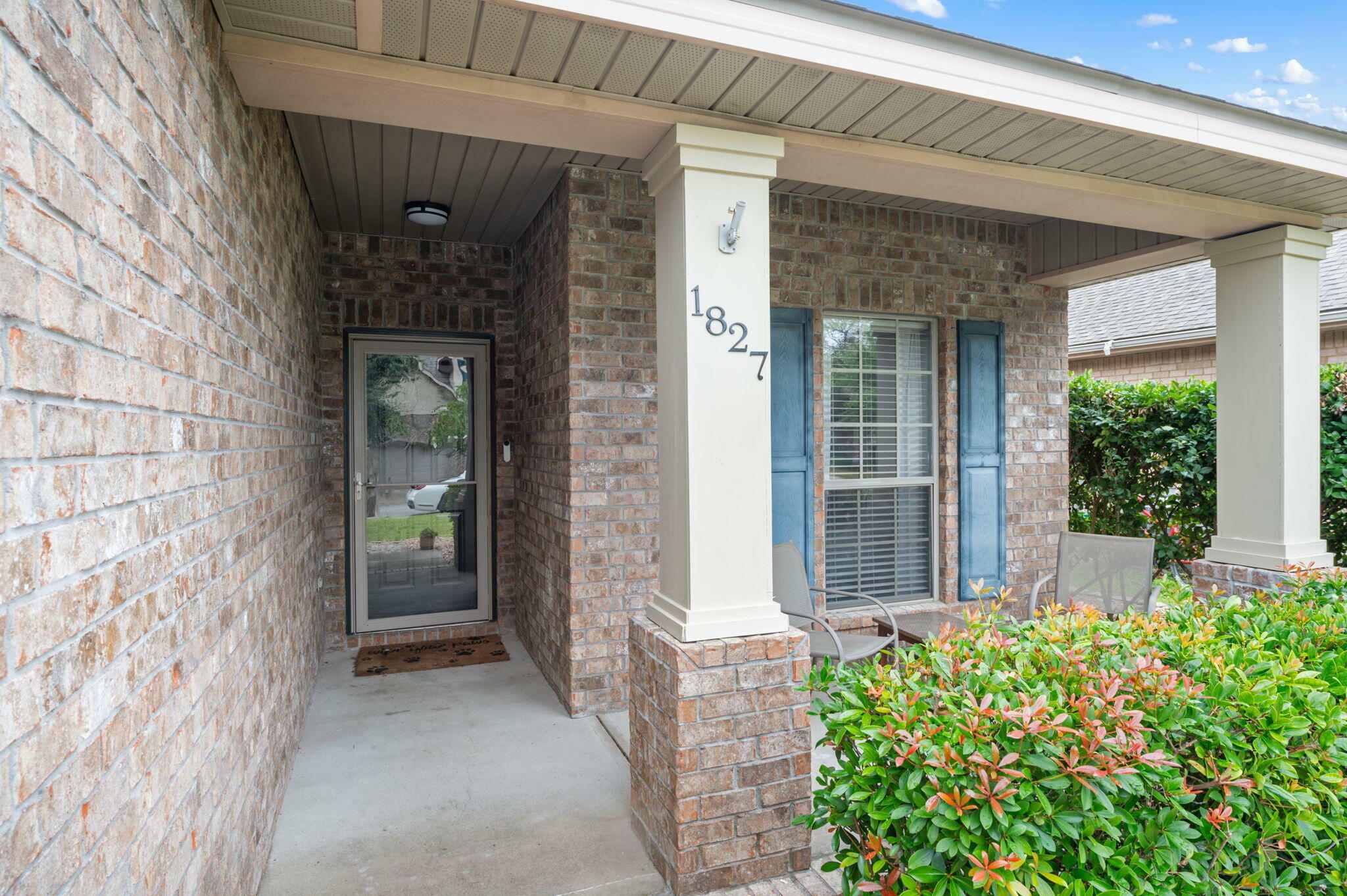 Property Photo:  1827 Coast Court  FL 32563 