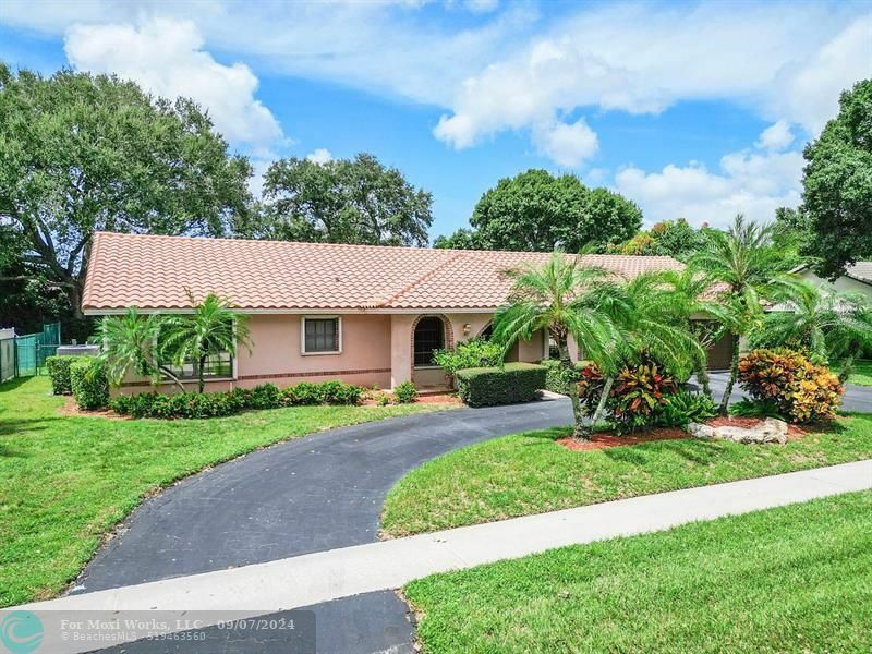 Property Photo:  1841 SW 73rd Ave  FL 33317 