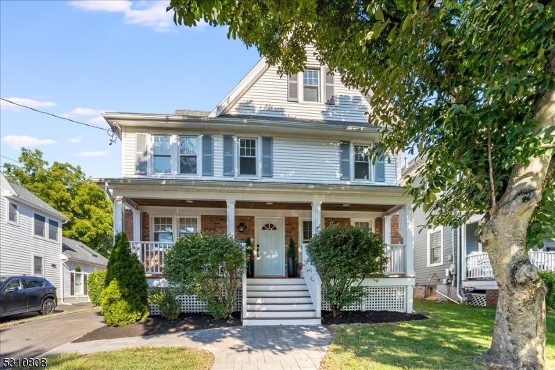 Property Photo:  548 Washington St  NJ 07090 